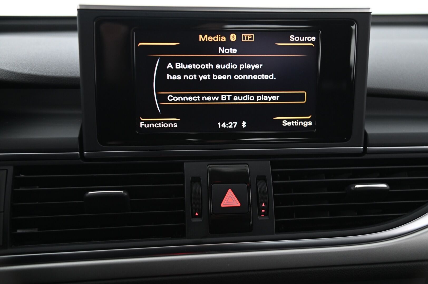 Audi A6 2014 Avant Business 2,0 TFSI 132 kW multitronic Start-Stop *Suomi-auto / Tutkat / Vakkari* - *Vähän ajettu 2.Omisteinen Suomi-auto / Juuri Huollettu /  2x Renkaat&vanteet*