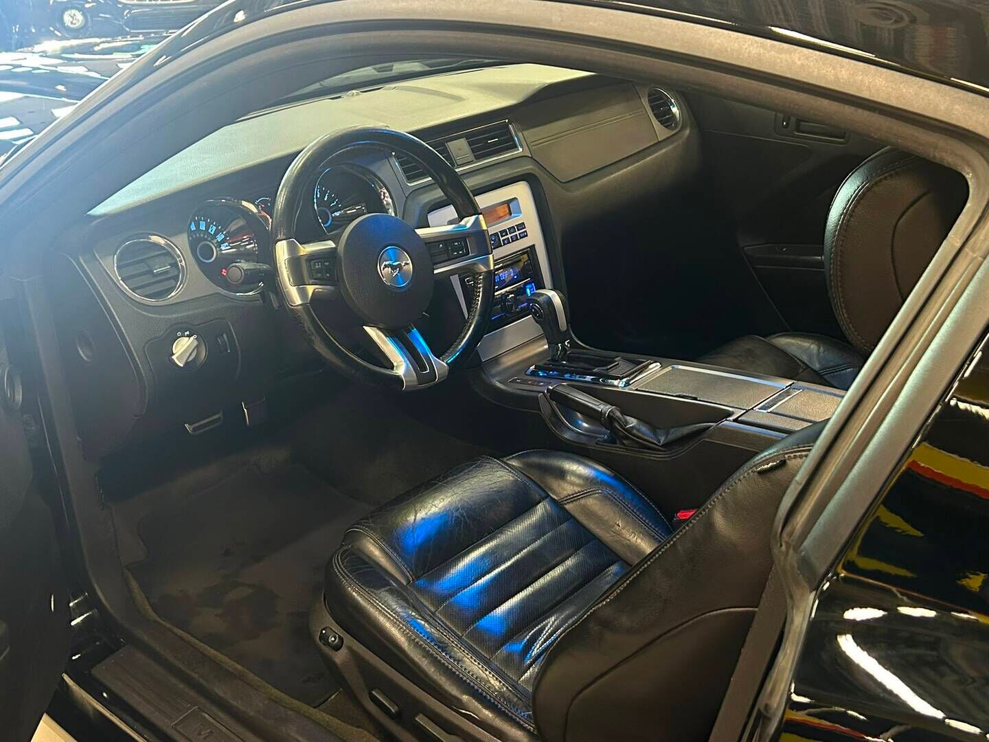 Ford Mustang 2014 Facelift 3.7 V6 - 305hv | Juuri Katsastettu! | Sähköpenkit | Alpine | Nahat | Näyttävä!