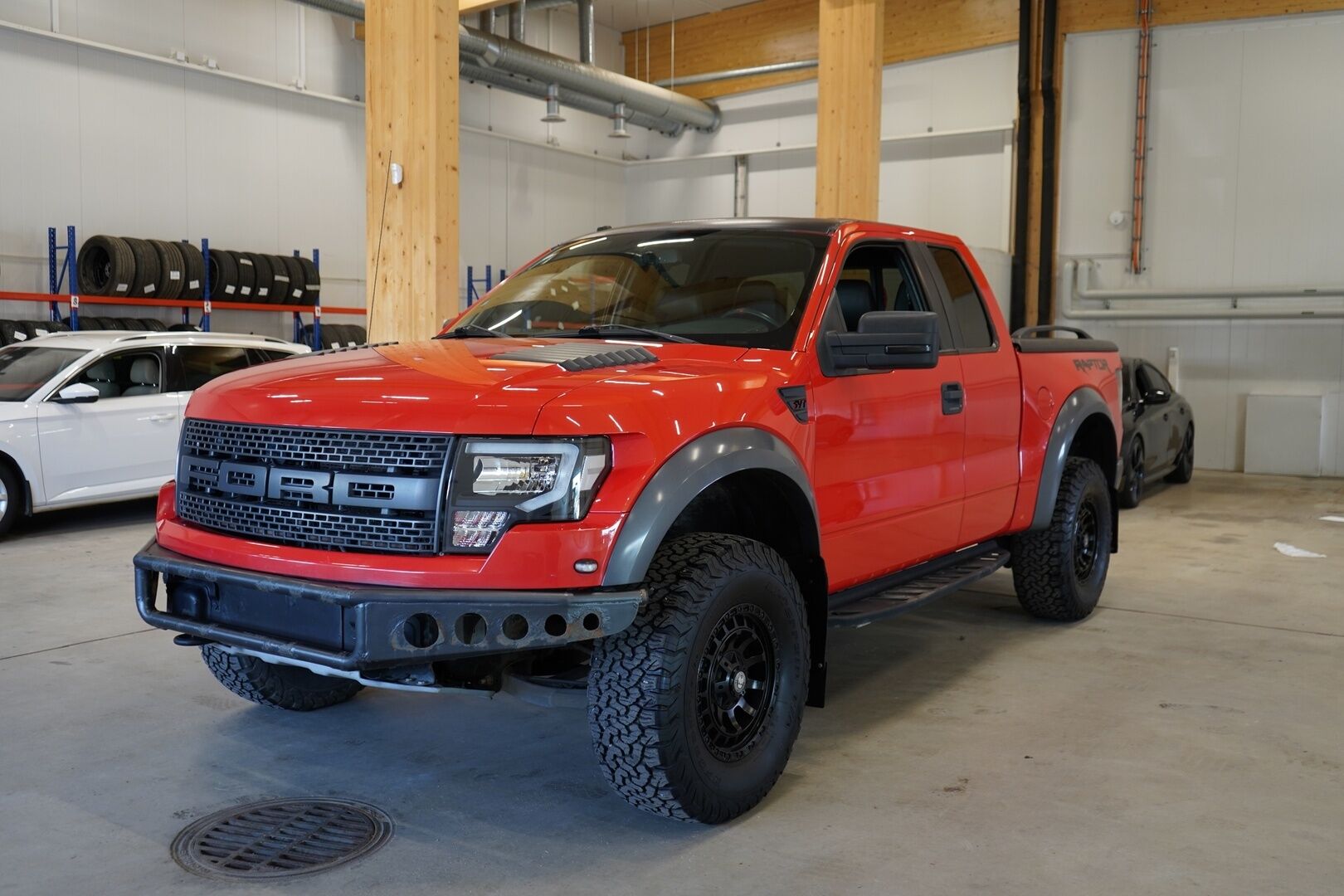 FORD F150 2010 F150 SVT Raptor Avolavakuorma-auto * SVT / Vakkari / Kamera / Koukku / Sähköpenkit / Kattoluukku * - Katsastettu 01/2026 / Puhdas Carvertical / Säntillinen huoltohistoria