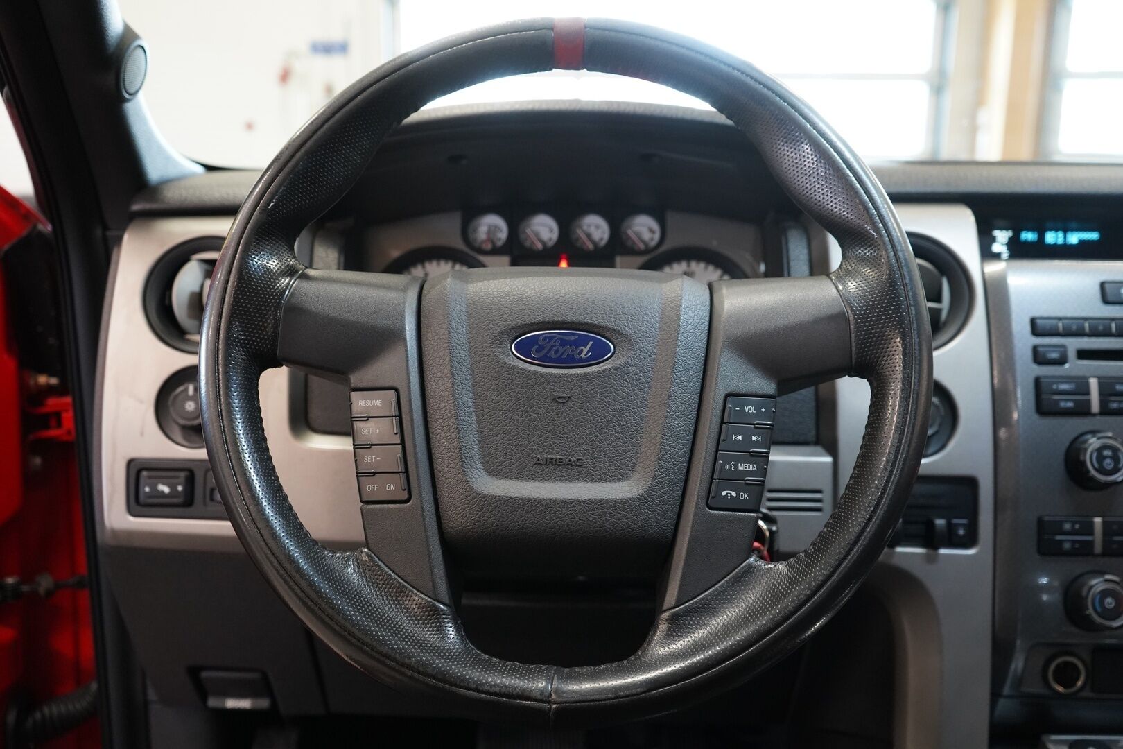 FORD F150 2010 F150 SVT Raptor Avolavakuorma-auto * SVT / Vakkari / Kamera / Koukku / Sähköpenkit / Kattoluukku * - Katsastettu 01/2026 / Puhdas Carvertical / Säntillinen huoltohistoria