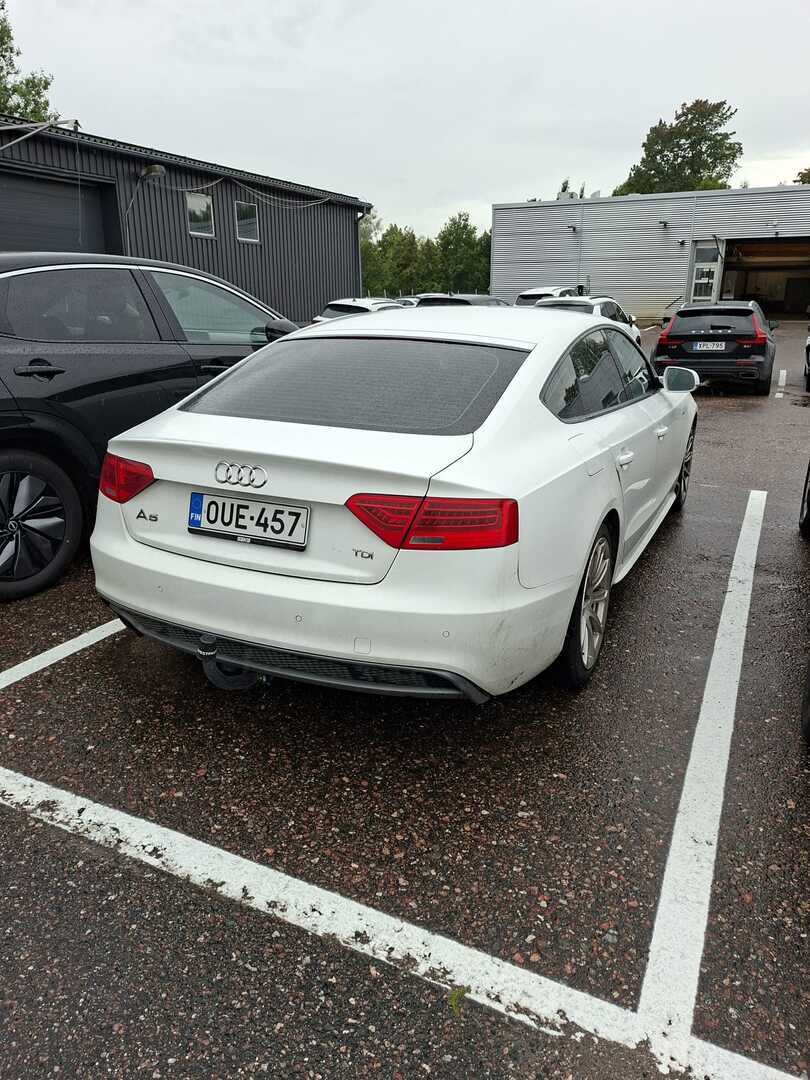 Audi A5 2014, photo 3/5