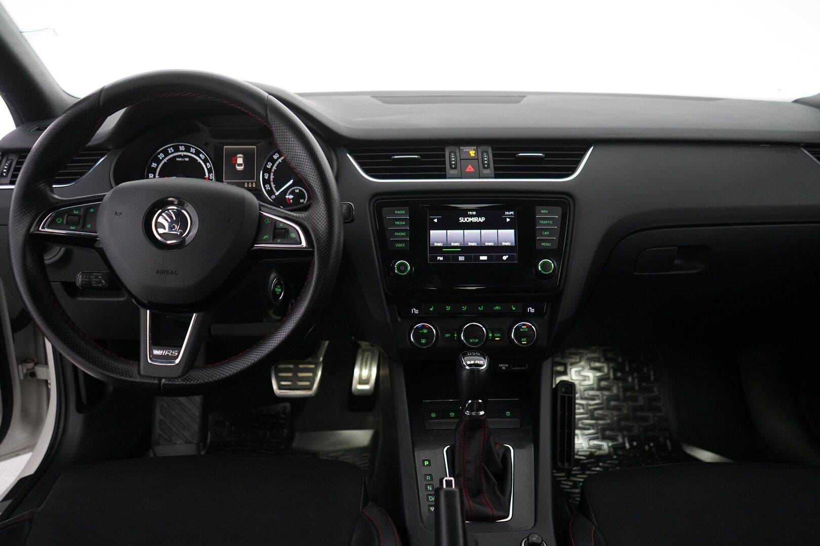 Skoda Octavia 2014 2.0 TDI RS DSG Aut. * ACC / Canton / Navigointijärjestelmä / Sporttipenkit / Lämmitin! * - Suomi-auto / Viimeisin huolto 281tkm / Jakohihna vaihdettu 2024 / Uudet kesärenkaat