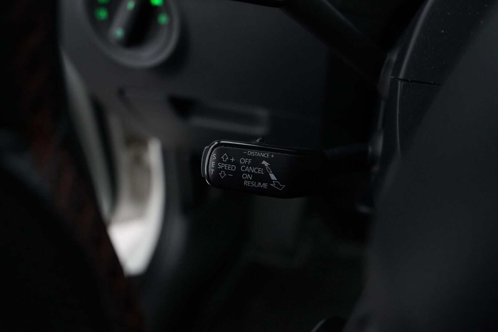 Skoda Octavia 2014 2.0 TDI RS DSG Aut. * ACC / Canton / Navigointijärjestelmä / Sporttipenkit / Lämmitin! * - Suomi-auto / Viimeisin huolto 281tkm / Jakohihna vaihdettu 2024 / Uudet kesärenkaat