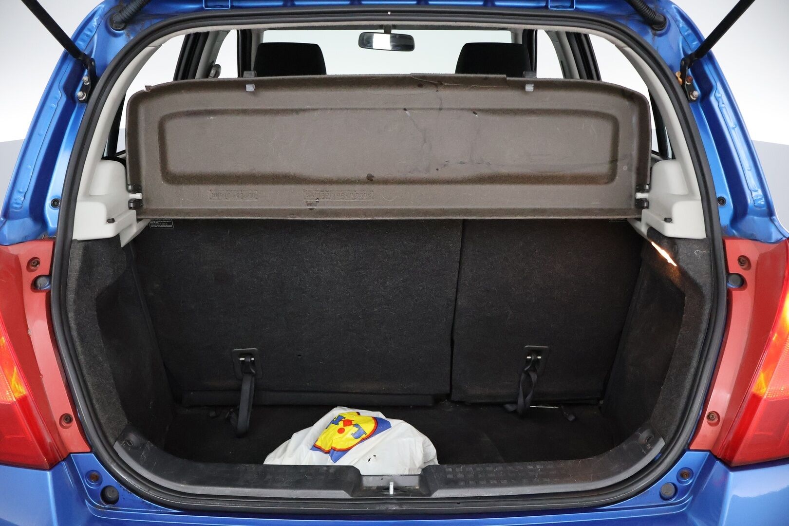 Suzuki Swift 2006 4D SWIFT HATCHBACK 1.3-EZC11S/238 *Myydään Huutokaupat.com* - - Tämä auto myydään huutokaupat.com -sivuston kautta