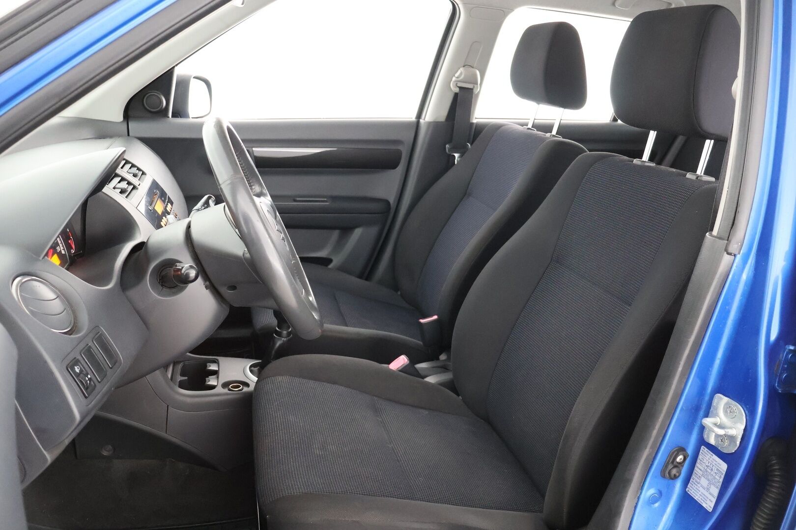 Suzuki Swift 2006 4D SWIFT HATCHBACK 1.3-EZC11S/238 *Myydään Huutokaupat.com* - - Tämä auto myydään huutokaupat.com -sivuston kautta