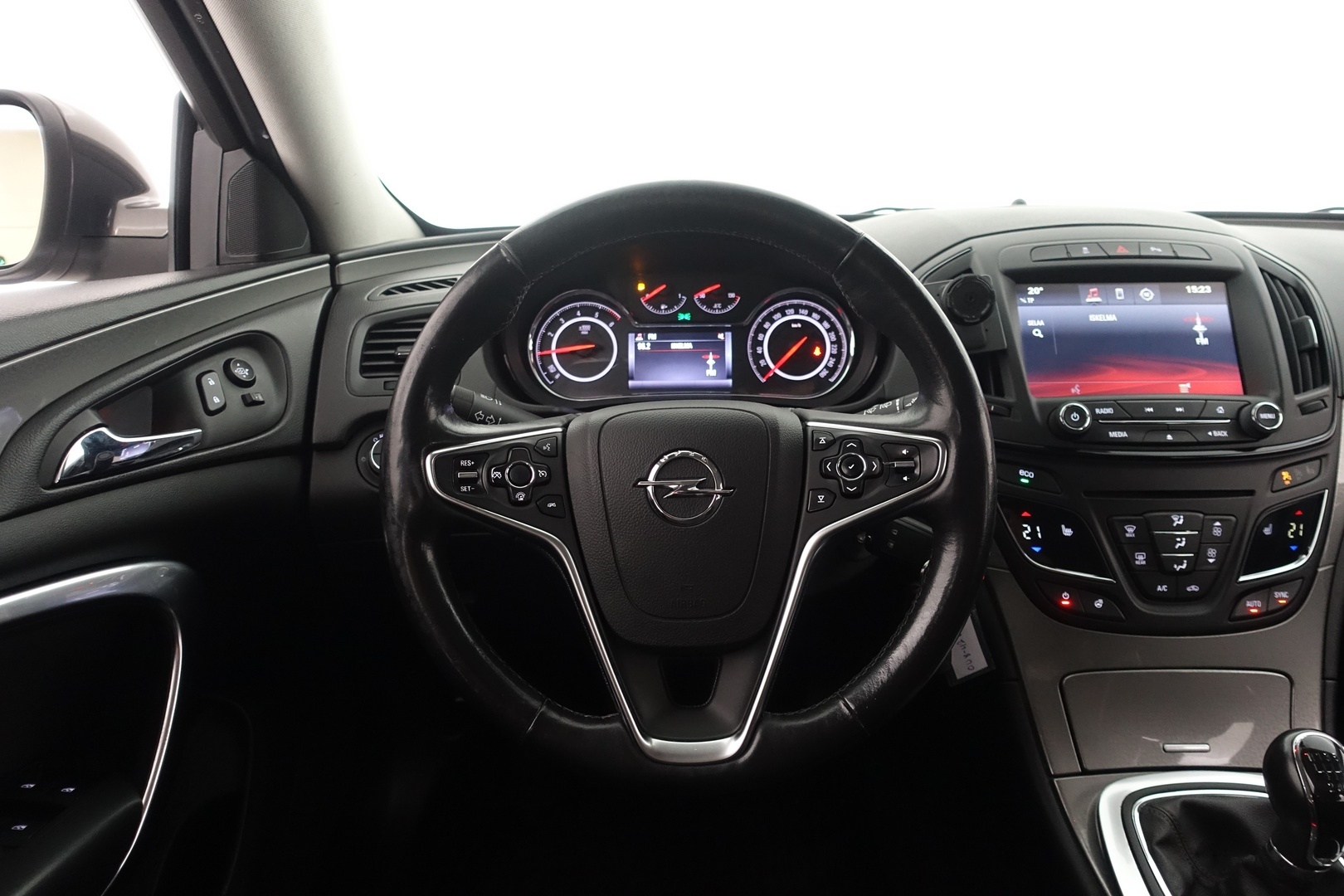 Opel Insignia 2014 Sports Tourer Edition 2,0I Start/Stop | YritysOutlet - Myydään vain yrityksille |