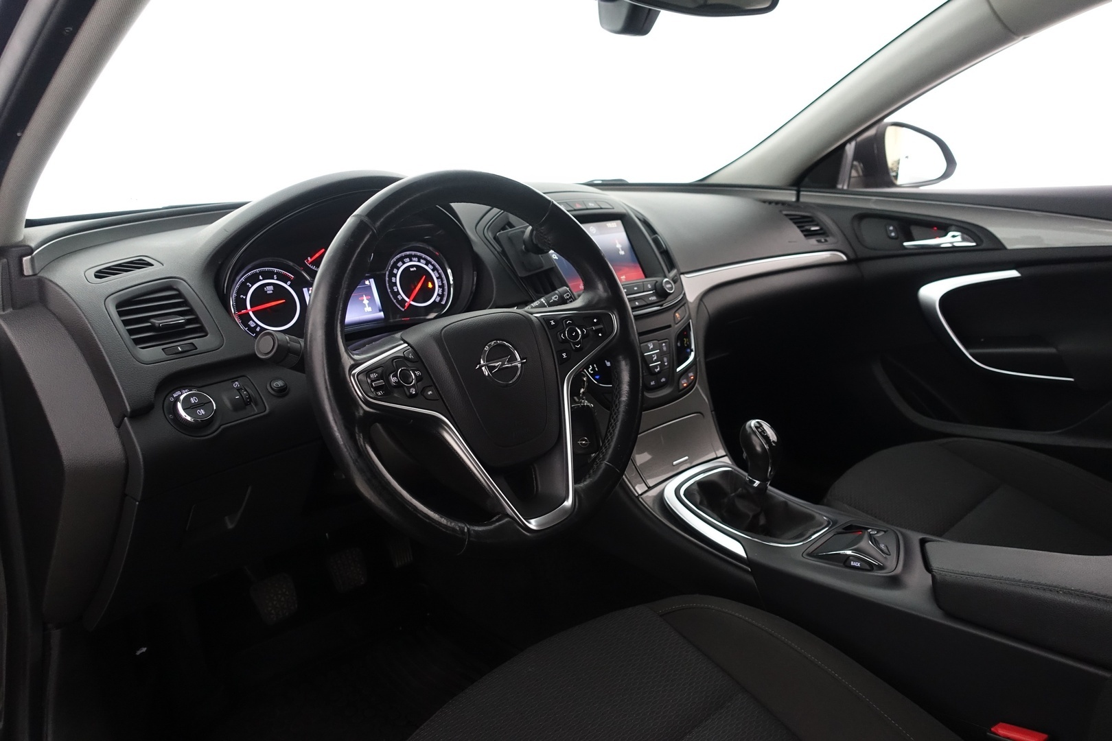 Opel Insignia 2014 Sports Tourer Edition 2,0I Start/Stop | YritysOutlet - Myydään vain yrityksille |