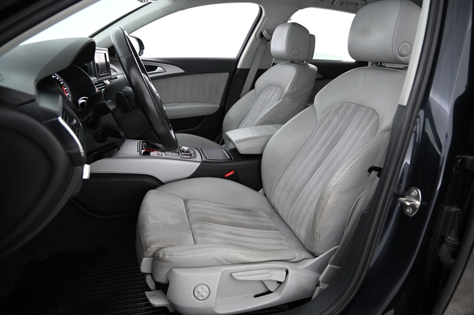 Audi A6 allroad quattro 2014 Business 3.0 V6 TDI 150 kW S tronic *Webasto / P.Kamera / Koukku / Sähköluukku / Ratinlämmitin * - *Juuri saapunut!*