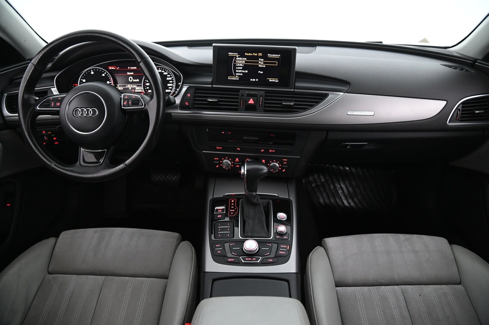 Audi A6 allroad quattro 2014 Business 3.0 V6 TDI 150 kW S tronic *Webasto / P.Kamera / Koukku / Sähköluukku / Ratinlämmitin * - *Juuri saapunut!*