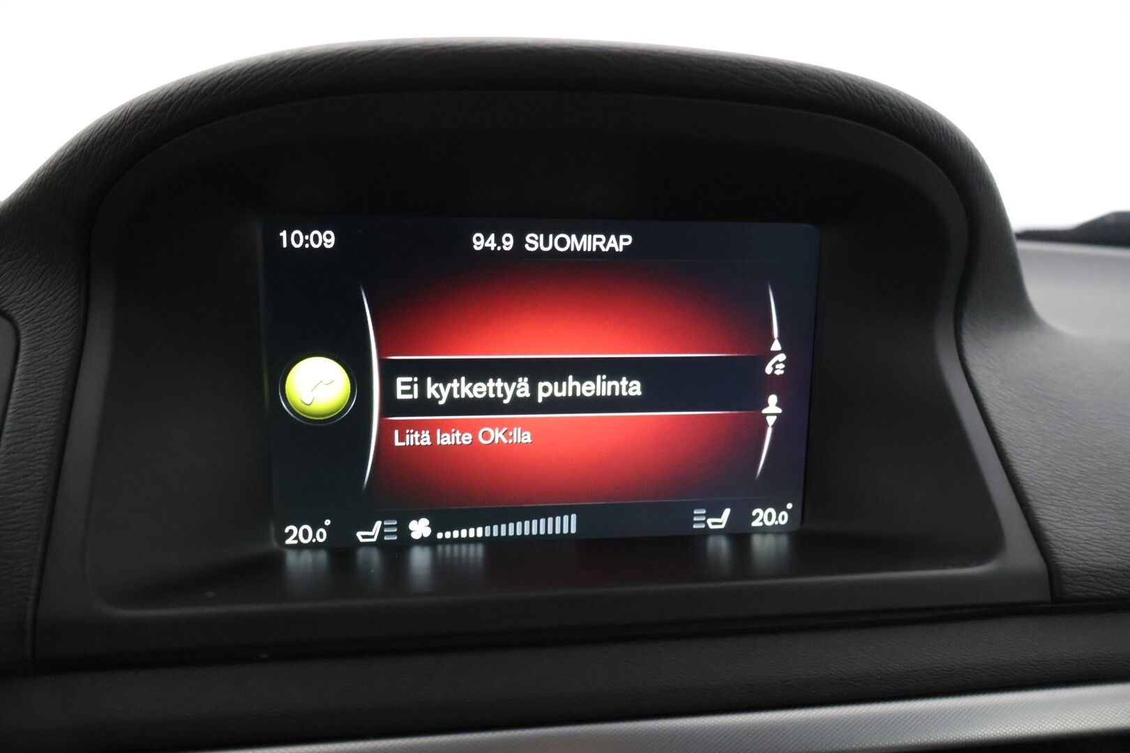 Volvo V70 2014 D4 Momentum - * Myydään HUUTOKAUPAT.COM ! * Leimaa 7/26 asti! / Vakkari / Koukku / Tutkat taakse / Sähkökontti / Ratinlämmitin