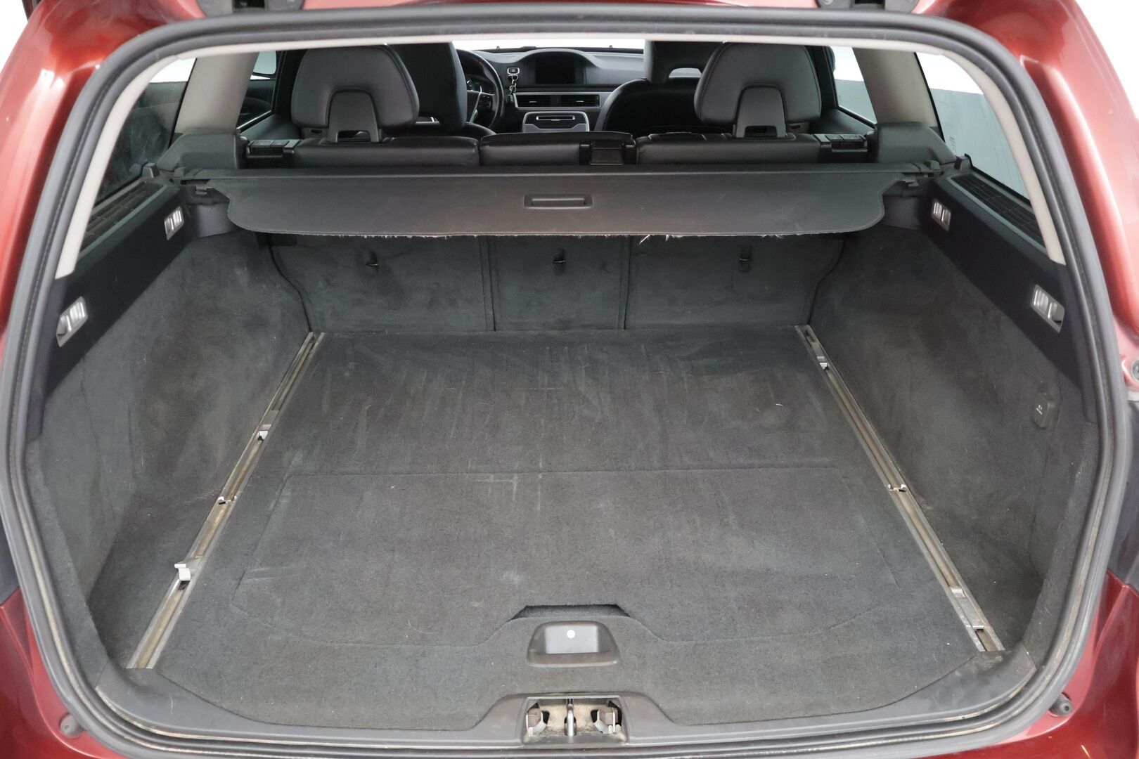 Volvo V70 2014 D4 Momentum - * Myydään HUUTOKAUPAT.COM ! * Leimaa 7/26 asti! / Vakkari / Koukku / Tutkat taakse / Sähkökontti / Ratinlämmitin