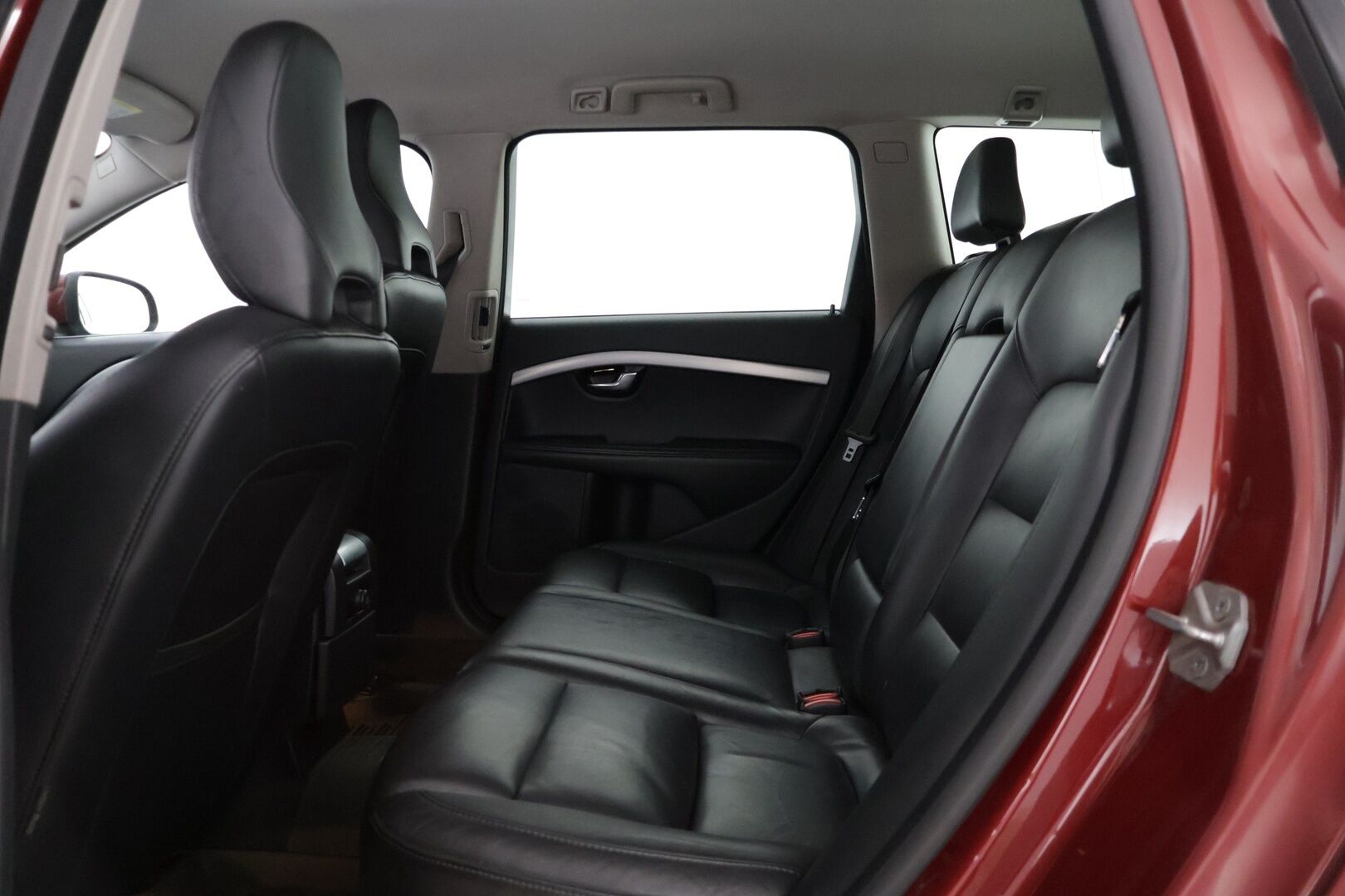 Volvo V70 2014 D4 Momentum - * Myydään HUUTOKAUPAT.COM ! * Leimaa 7/26 asti! / Vakkari / Koukku / Tutkat taakse / Sähkökontti / Ratinlämmitin