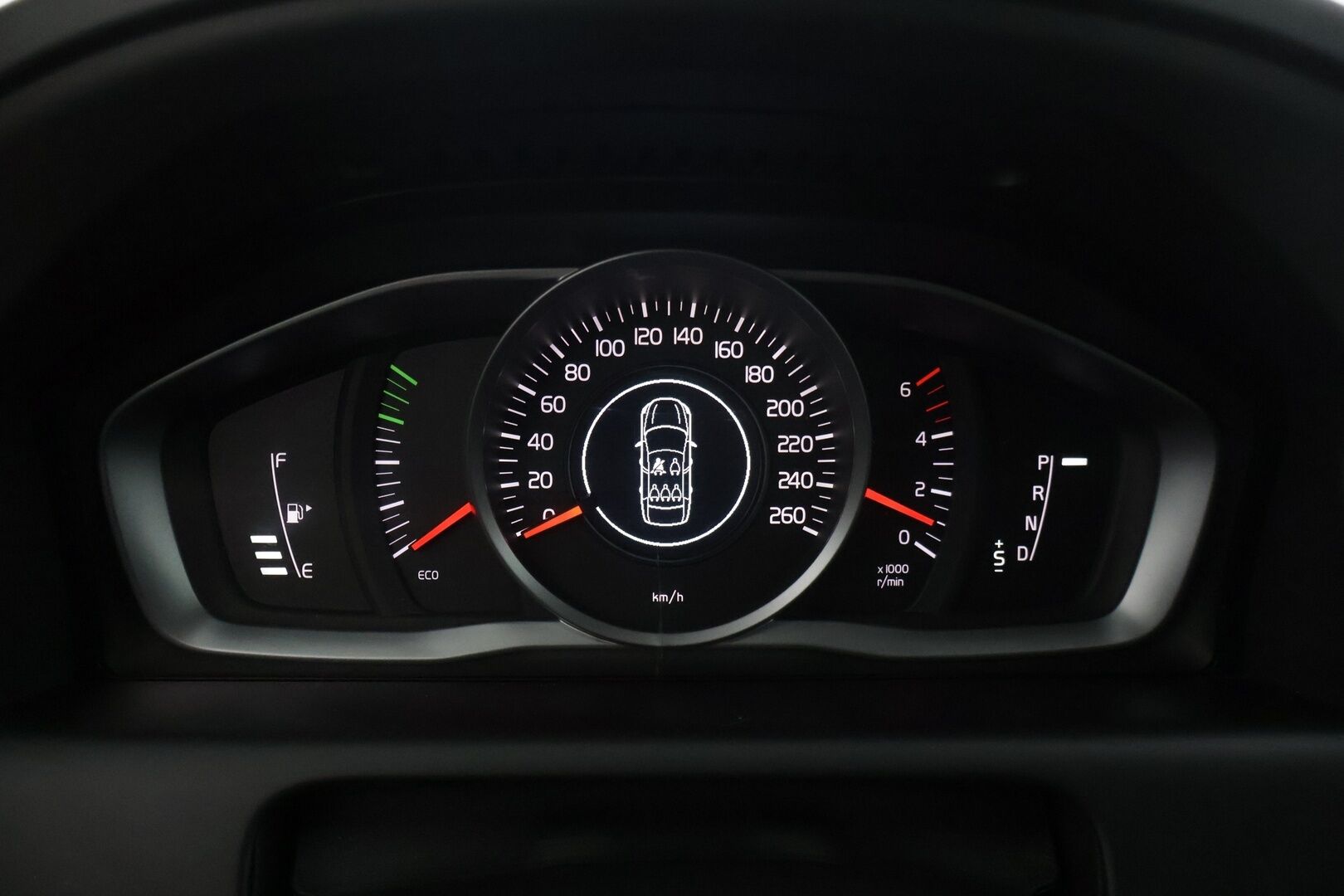 Volvo XC60 2015 D4 Summum aut* Muistipenkki / Sisätilanlämmitin / Vetokoukku / Nahkasisusta * - *Säännöllisesti huollettu, ruoste suojattu / Jakopää vaihdettu 1/25 / ei Adblue *