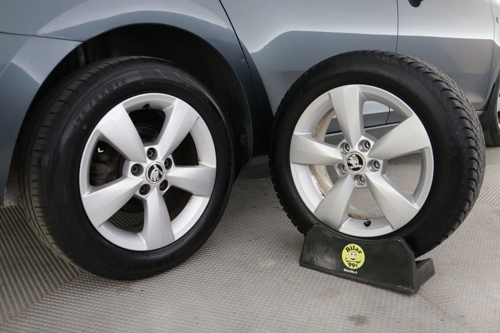 Skoda Rapid 2015 Spaceback 1,2 TSI 105 Ambition - | Suomi-auto | 2. Omisteinen | Lohko + sisäpistoke | Koukku | Vakkari | Tutkat takana | Ilmastointi | Taloudellinen |