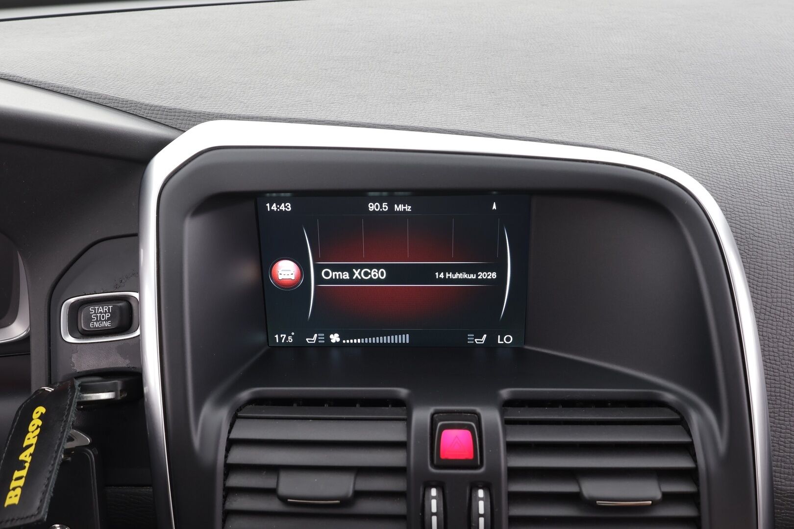 Volvo XC60 2015 D4 AWD Ocean Race Business aut * Vakkari / Webasto / Koukku / P.tutka / LED / Nahat / High performance Audio * - Suomi-auto / Kahdet Renkaat - HULLUT AVAJAISHULINAT KORKOTARJOUS 3,29 %