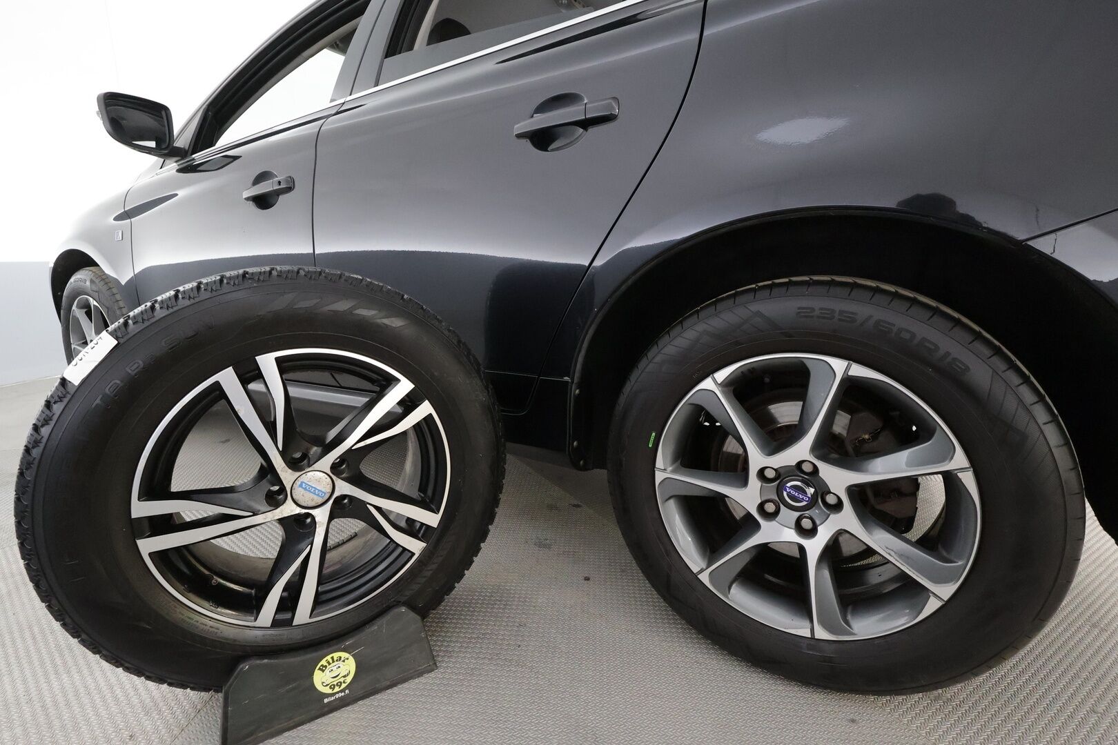 Volvo XC60 2015 D4 AWD Ocean Race Business aut * Vakkari / Webasto / Koukku / P.tutka / LED / Nahat / High performance Audio * - Suomi-auto / Kahdet Renkaat - HULLUT AVAJAISHULINAT KORKOTARJOUS 3,29 %