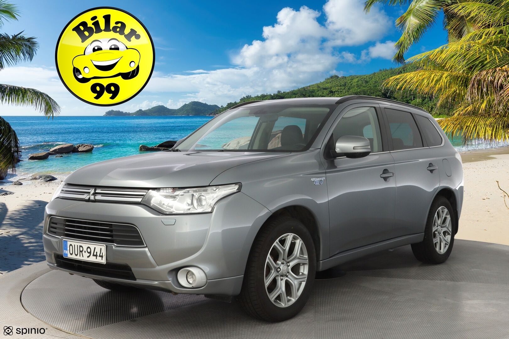 Mitsubishi Outlander PHEV 2015 Intense Plus 4WD 5P *Vakkari / Kamera / Koukku / Lisälämmitin / Nav / Metalliväri / Tutkat* - Suomi-auto / Siistikuntoinen / Kahdet renkaat alumiinivantein