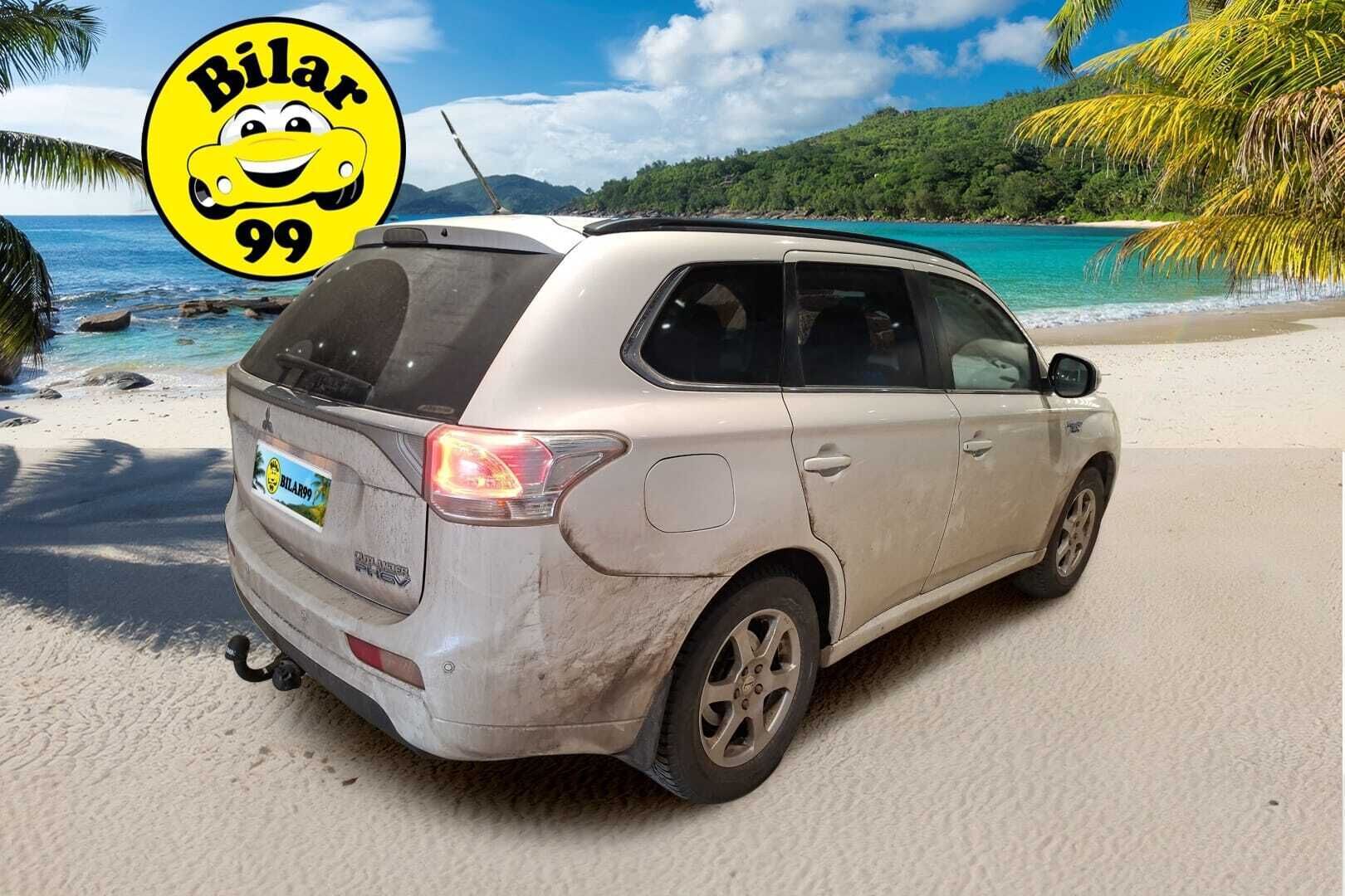 Mitsubishi Outlander PHEV 2014 Instyle Navi 4WD 5P / ACC / Webasto / Rockford / Nahkasisusta / Vetokoukku / Sähköpenkki / Suomi-auto - Juuri katsastettu / Uudet talvirenkaat / Tulossa myyntiin! - HULLU BLACKWEEK KORKOTARJOUS 2,49%