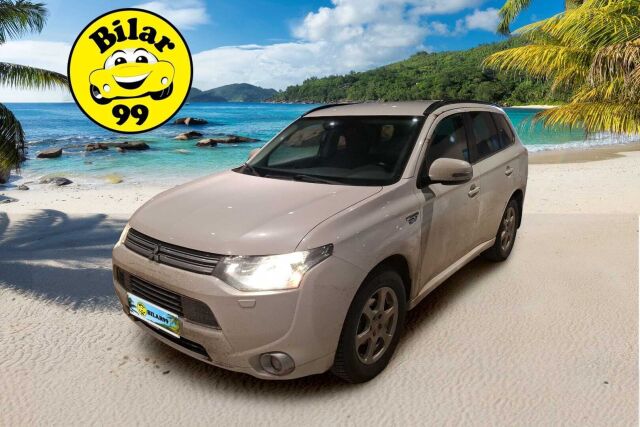 Mitsubishi Outlander PHEV 2014
