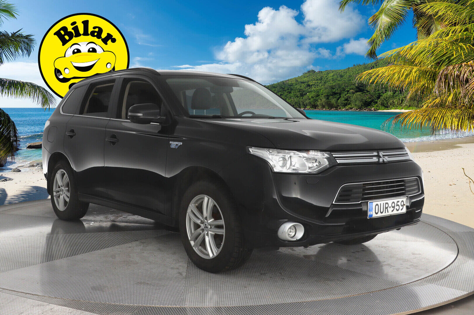 Mitsubishi Outlander PHEV 2014 Instyle Navi 4WD 5P * Webasto / ACC / Rockford / Navi / Koukku / Peruutuskamera * - Suomi-auto / Huollettu 203tkm / Kahdet Mitsubishin vanteet 