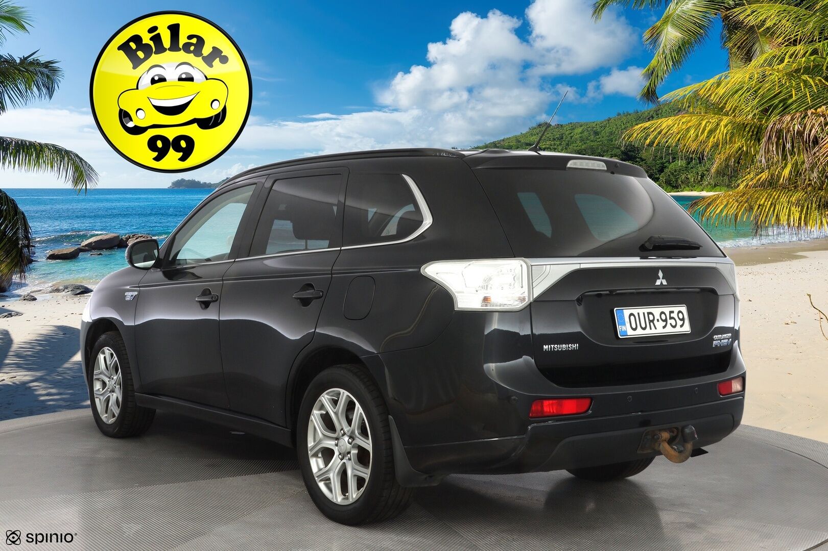 Mitsubishi Outlander PHEV 2014 Instyle Navi 4WD 5P * Webasto / ACC / Rockford / Navi / Koukku / Peruutuskamera * - Suomi-auto / Huollettu 203tkm / Kahdet Mitsubishin vanteet 