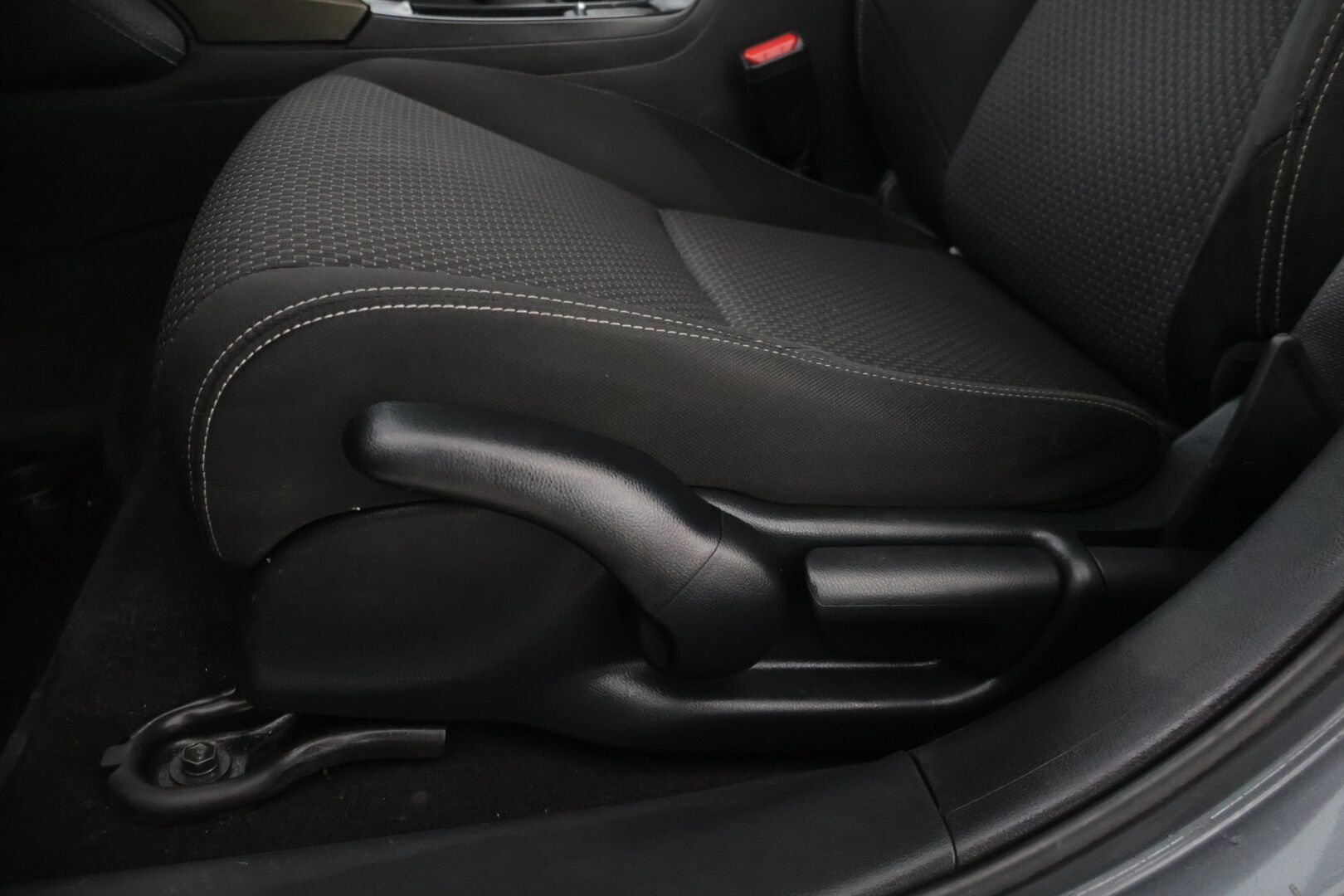 Honda Civic 2015 Tourer 1,8i Joy Edition * Webasto / Vakkari / P-kamera / Sisätila lämmitin * - * Suomi auto / Kahdet renkaat Hondan alu vanteilla *