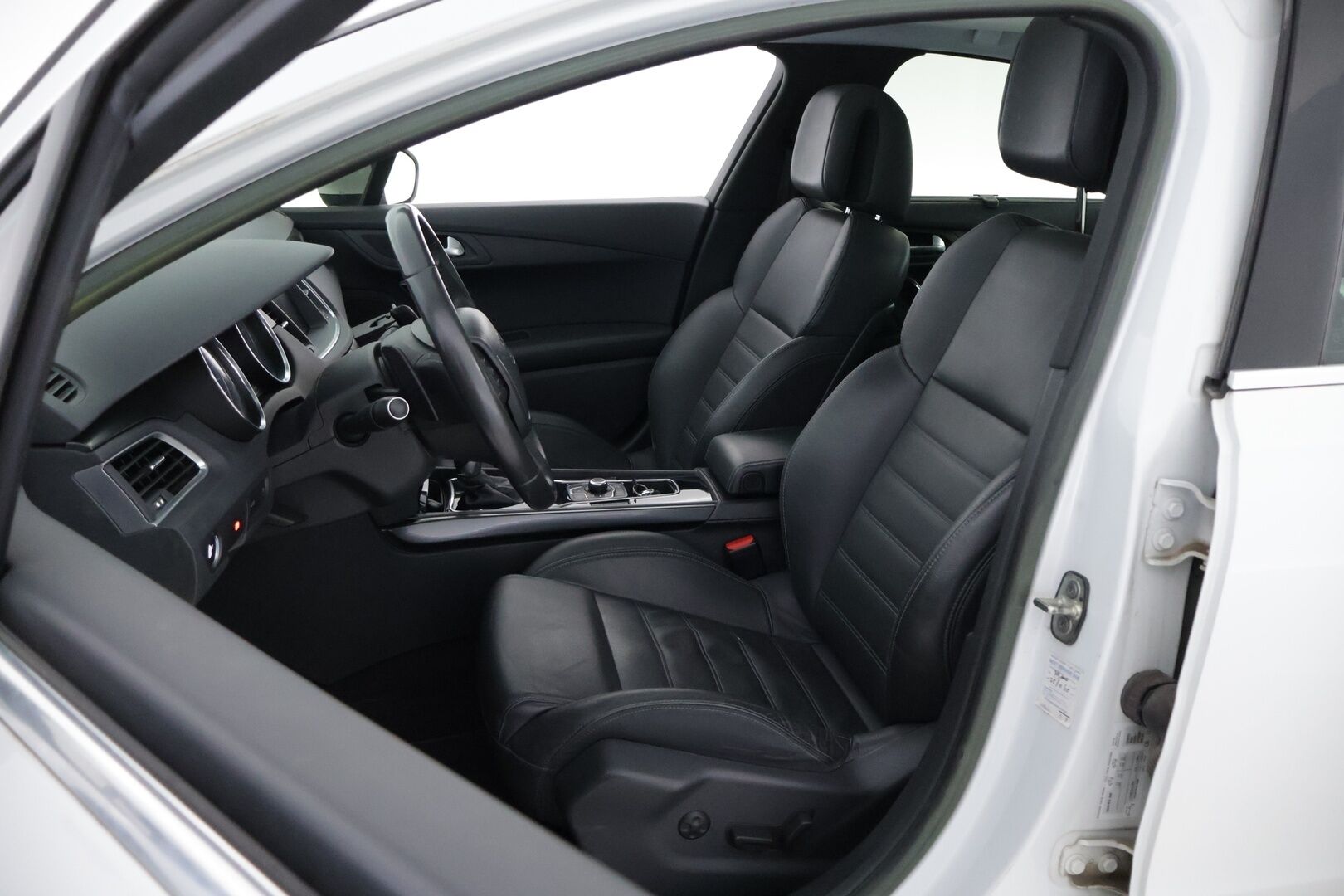 Peugeot 508 2013 - YritysOutlet - Myydään vain yrityksille - – Tämä auto myydään YritysOutlet -valikoimasta vain yritykselle