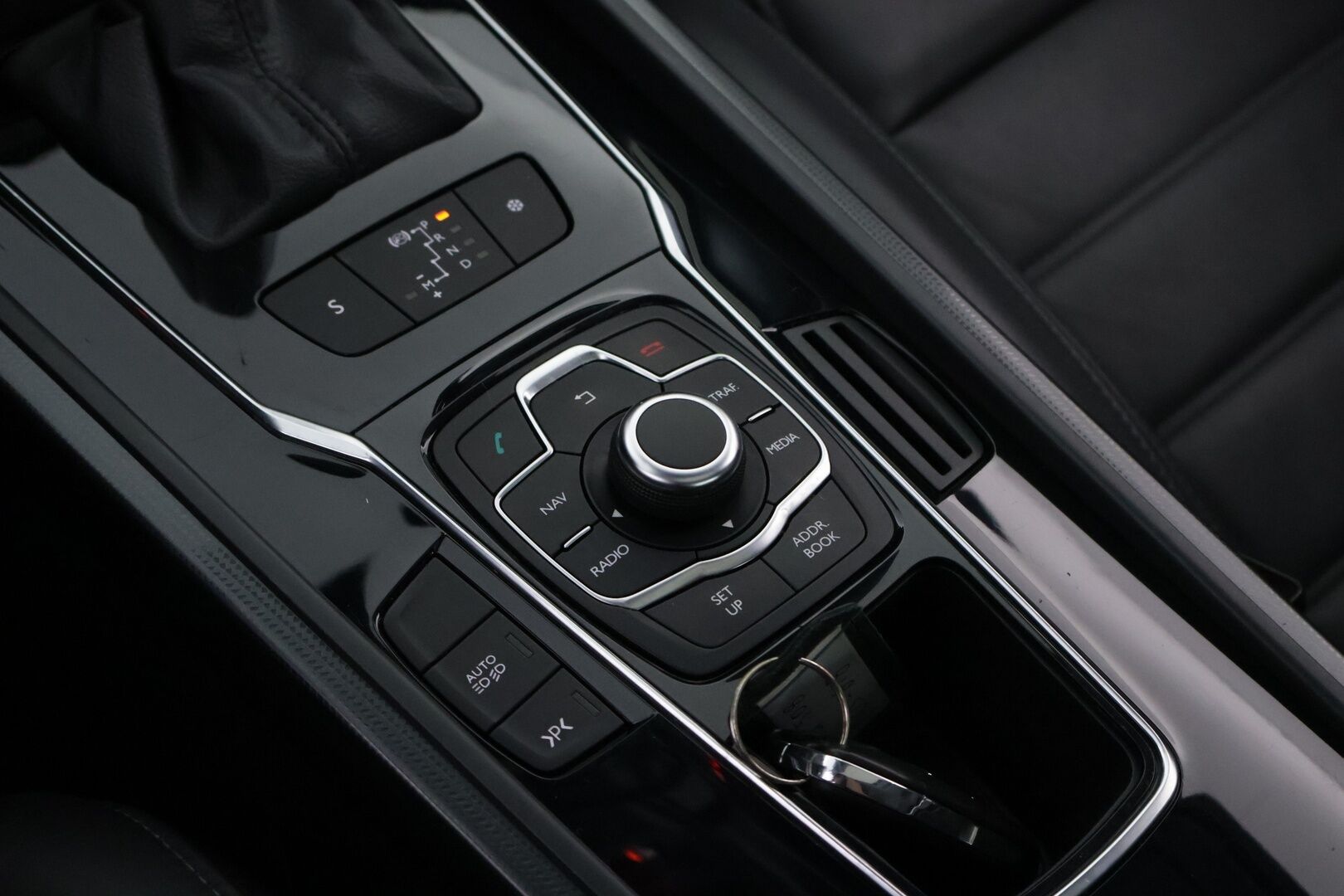 Peugeot 508 2013 - YritysOutlet - Myydään vain yrityksille - – Tämä auto myydään YritysOutlet -valikoimasta vain yritykselle
