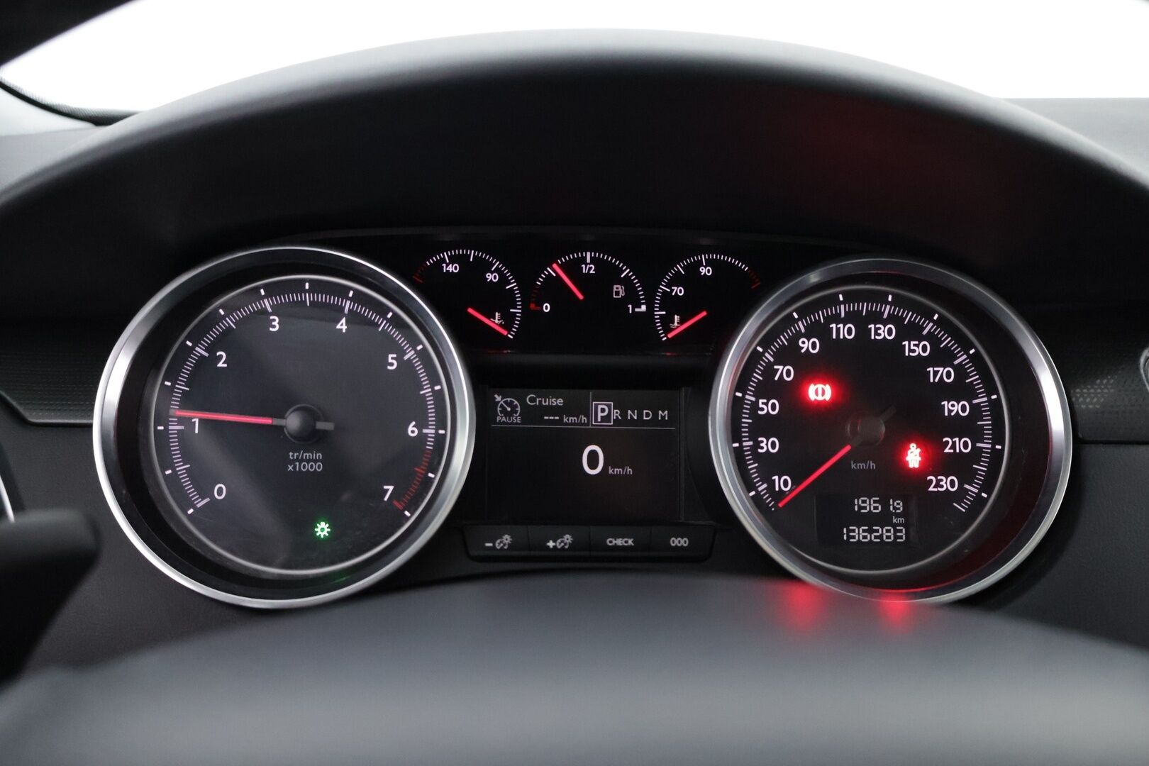 Peugeot 508 2013 - YritysOutlet - Myydään vain yrityksille - – Tämä auto myydään YritysOutlet -valikoimasta vain yritykselle