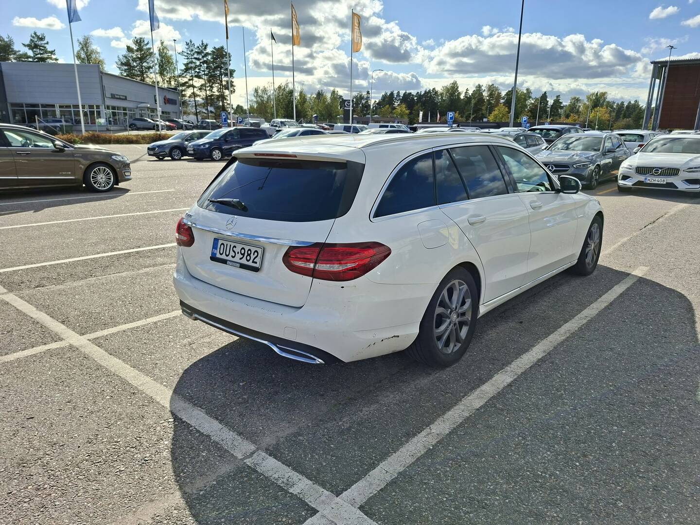 Mercedes-Benz C 2015, photo 2/3