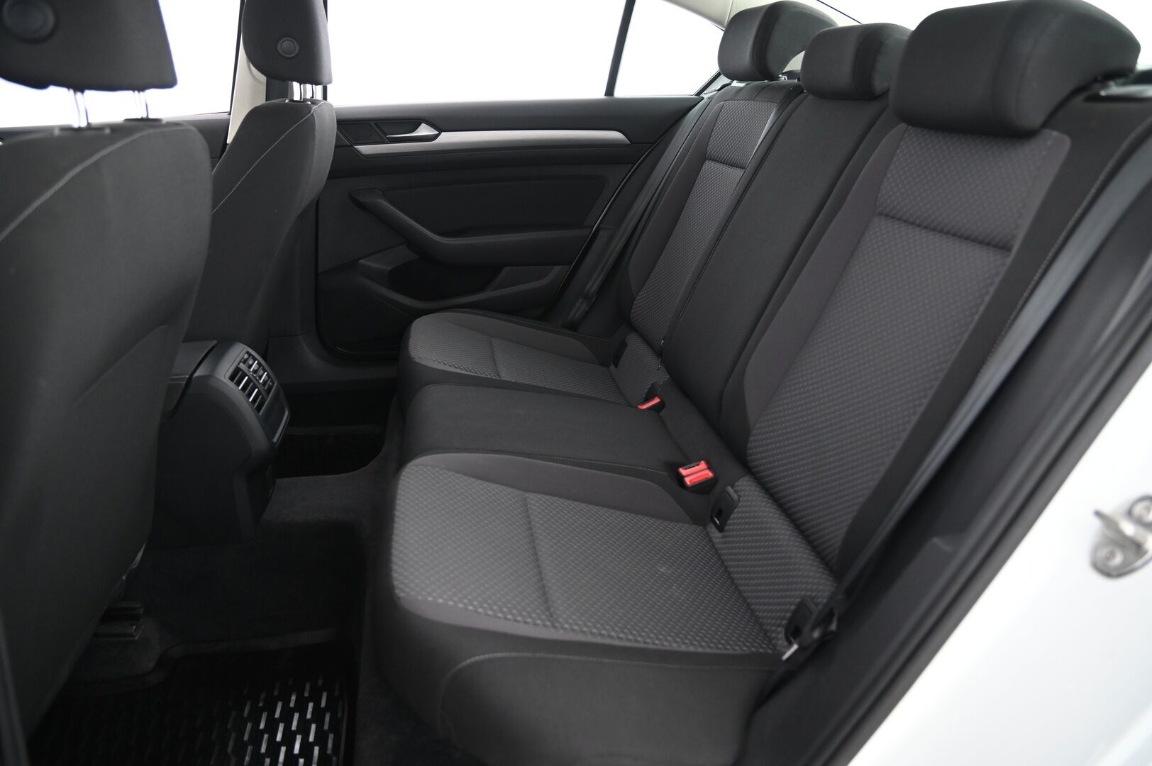 Volkswagen Passat 2016 Sedan Trendline 1,4 TSI 92 kW (125 hv) *Suomi-Auto / Lohko + pistoke / Vakkari* - *Juuri saapunut! / Tutkat / Stat-Stop / 2X Renkaat / Siisti*