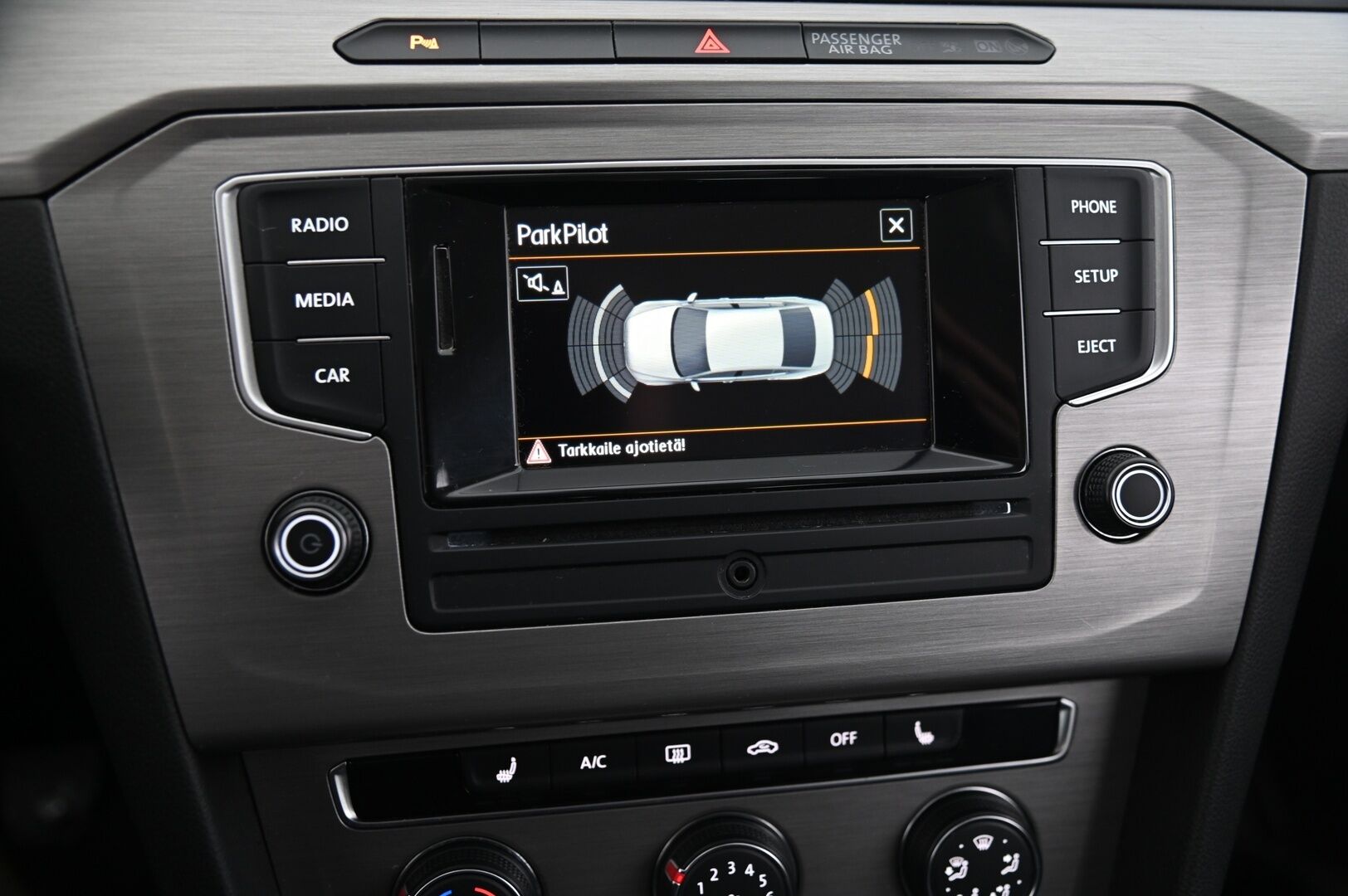 Volkswagen Passat 2016 Sedan Trendline 1,4 TSI 92 kW (125 hv) *Suomi-Auto / Lohko + pistoke / Vakkari* - *Juuri saapunut! / Tutkat / Stat-Stop / 2X Renkaat / Siisti*