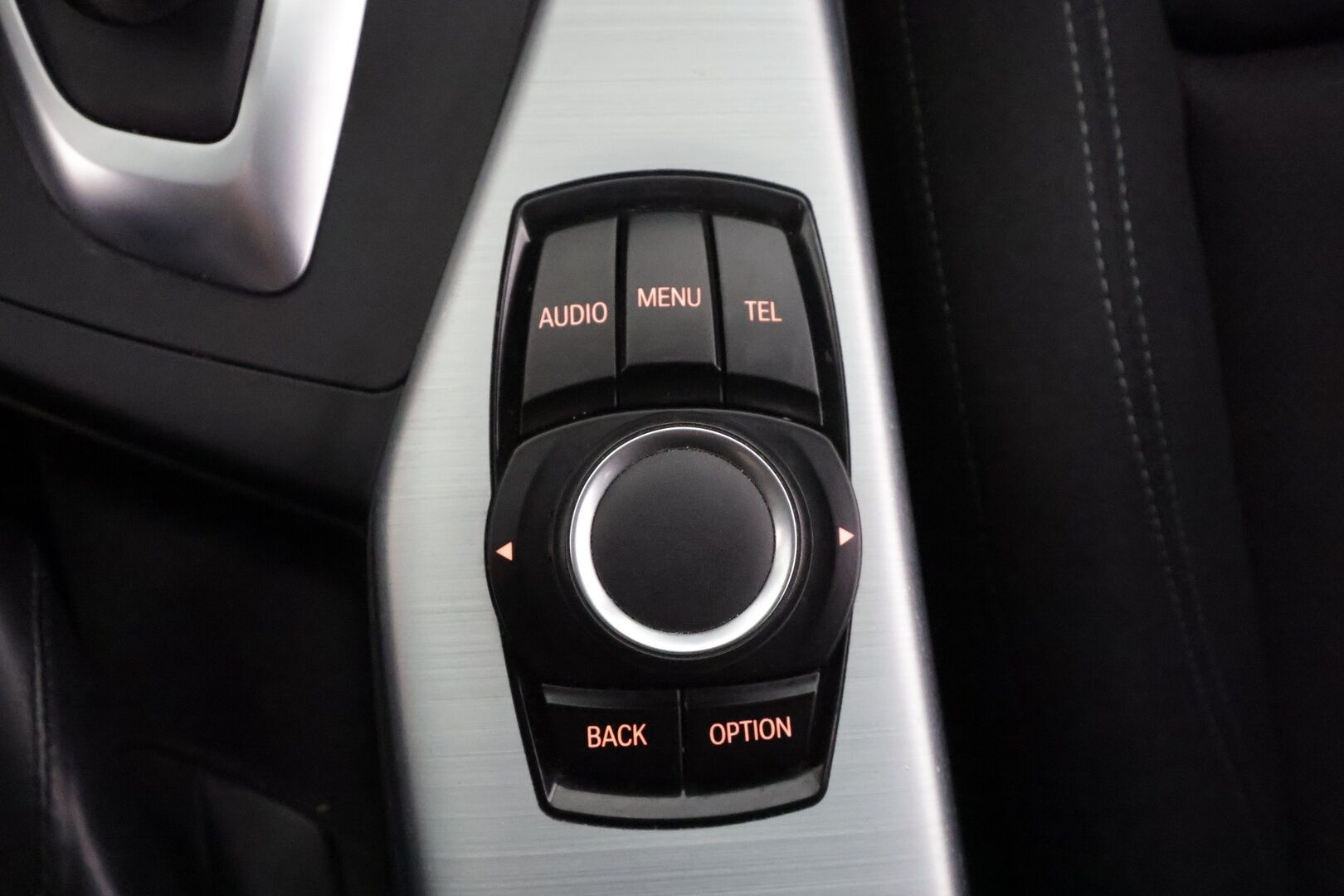 BMW 118 2016 F20 Hatchback 118d A Business Sport * Vakkari / LED / HIFI / P.tutkat / Sporttipenkit / Lohko * - Suomi-auto / Kahdet Renkaat