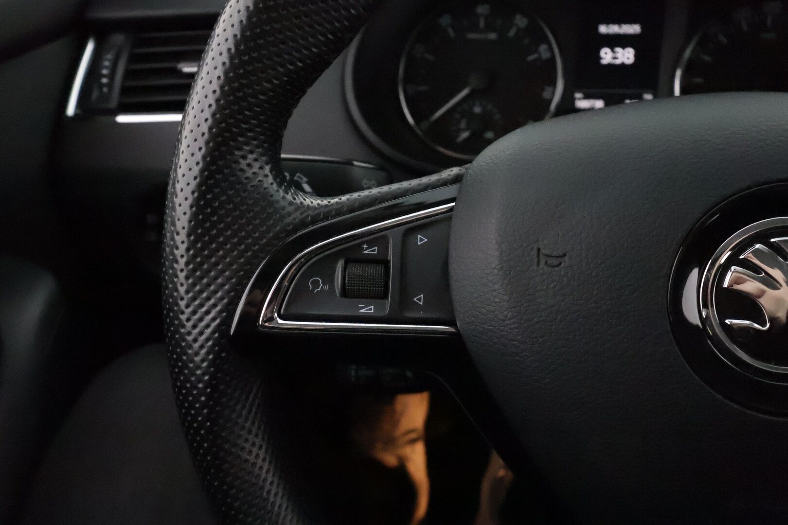 Skoda Octavia 2016 Combi 1,4 TSI Style DSG  **Webasto / Koukku / ACC / Xenon / P.kamera / Apple&Android / KeylessGO** - Suomi-auto / Kahdet Renkaat / Merkkihuollettu!