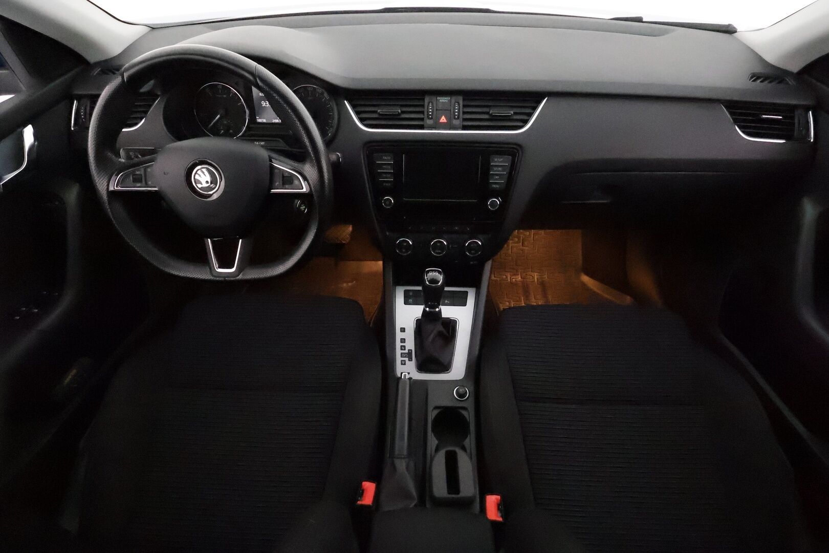 Skoda Octavia 2016 Combi 1,4 TSI Style DSG  **Webasto / Koukku / ACC / Xenon / P.kamera / Apple&Android / KeylessGO** - Suomi-auto / Kahdet Renkaat / Merkkihuollettu!