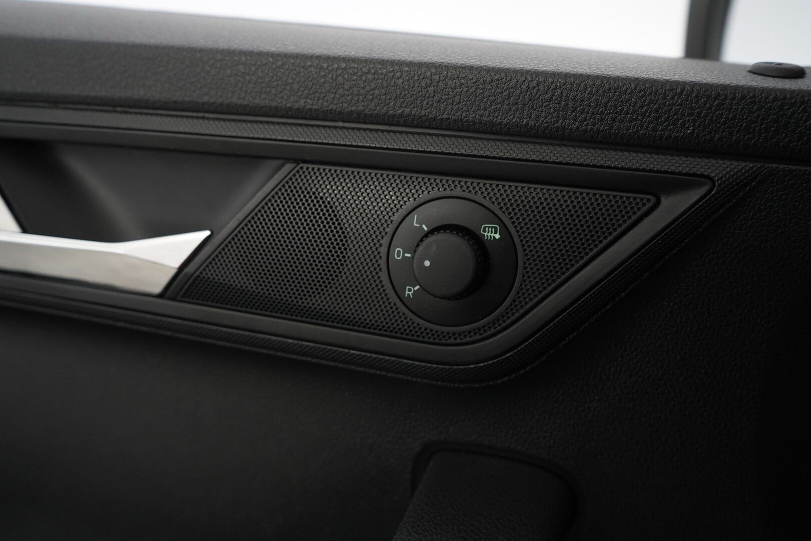 Skoda Fabia 2016 1,2 TSI 110 Ambition DSG Autom. *Vakkari / Lohko / Bluetooth / Keyless / start-stop / Tutka* - KATSO KAMPANJAHINTA! / Juuri huollettu / 2x renkaat + vanteet / Suomi-auto / Uusi tuulilasi - Osta nyt, maksa vasta ensi vuonna