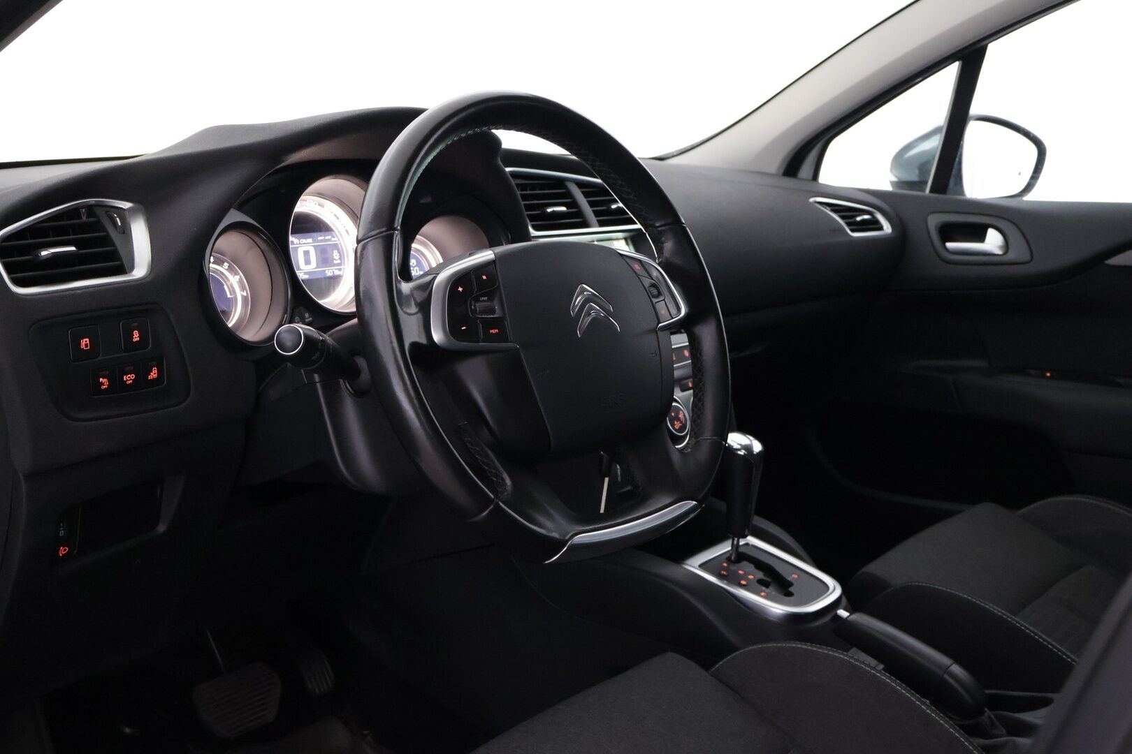 Citroen C4 2016 PureTech 130 Intensive Automatti - YritysOutlet - Myydään vain yrityksille - Koukku / Lohkolämmitin / Vakkari / Suomi-auto / Parkkitutkat 