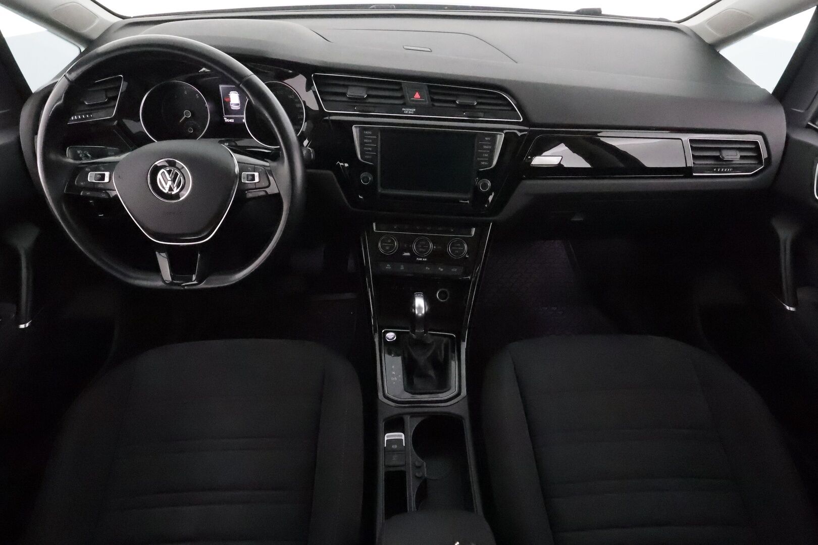 Volkswagen Touran 2016 Highline Launch Edition 1,4 TSI 110 kW DSG 7-Paik **Webasto / Koukku / ACC / Panorama / Adapt.LED / P.kamera / Navi** - Suomi-auto / Kahdet Renkaat