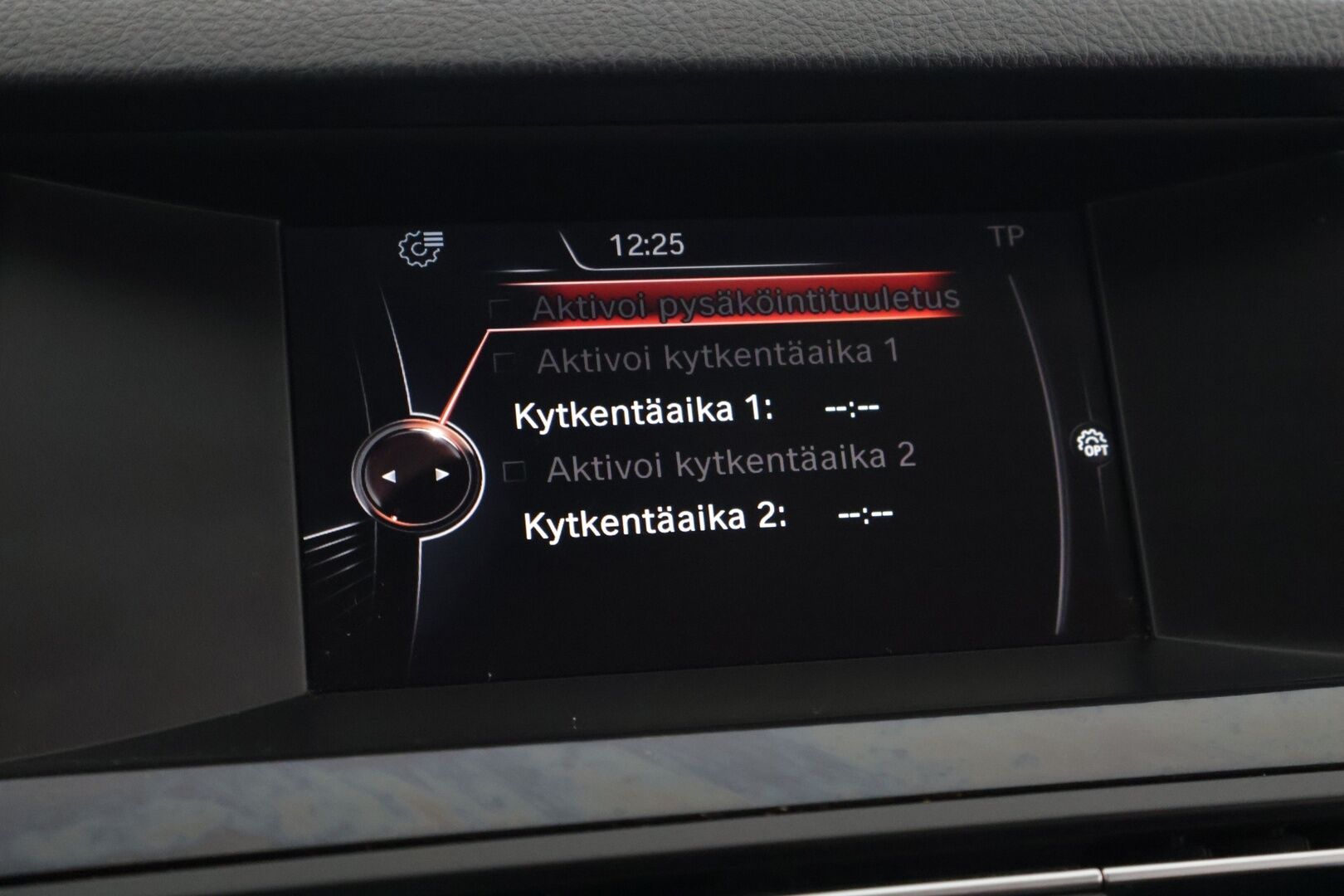 BMW 520 2016 F11 Touring TwinPower A Business Exclusive Edition * Ruskeat nahat / Sähkökontti / Sähkökoukku / Navigointi * - B47 / Juuri katsastettu / Hyvät renkaat! / Suomi-auto *