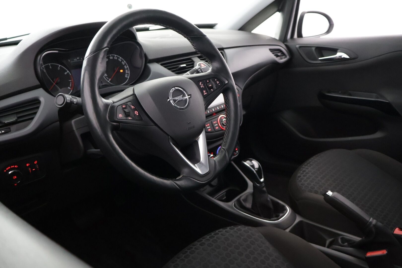 Opel Corsa 2016 5-ov Enjoy 1,4 ecoFLEX S/S 66kW ECT5 - Suomi-auto | Lohkolämmitin | Huoltokirja | Pysäköintitutka | Kahdet renkaat | Bluetooth | Vakionopeudensäädin | Metalliväri