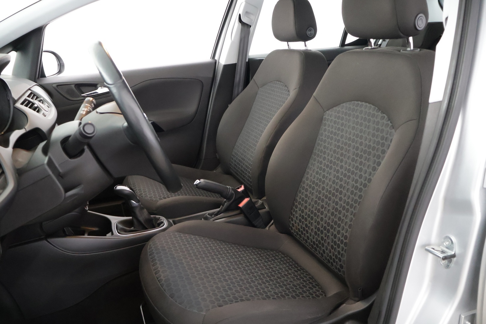 Opel Corsa 2016 5-ov Enjoy 1,4 ecoFLEX S/S 66kW ECT5 - Suomi-auto | Lohkolämmitin | Huoltokirja | Pysäköintitutka | Kahdet renkaat | Bluetooth | Vakionopeudensäädin | Metalliväri - KORKO VAIN 3,99 %