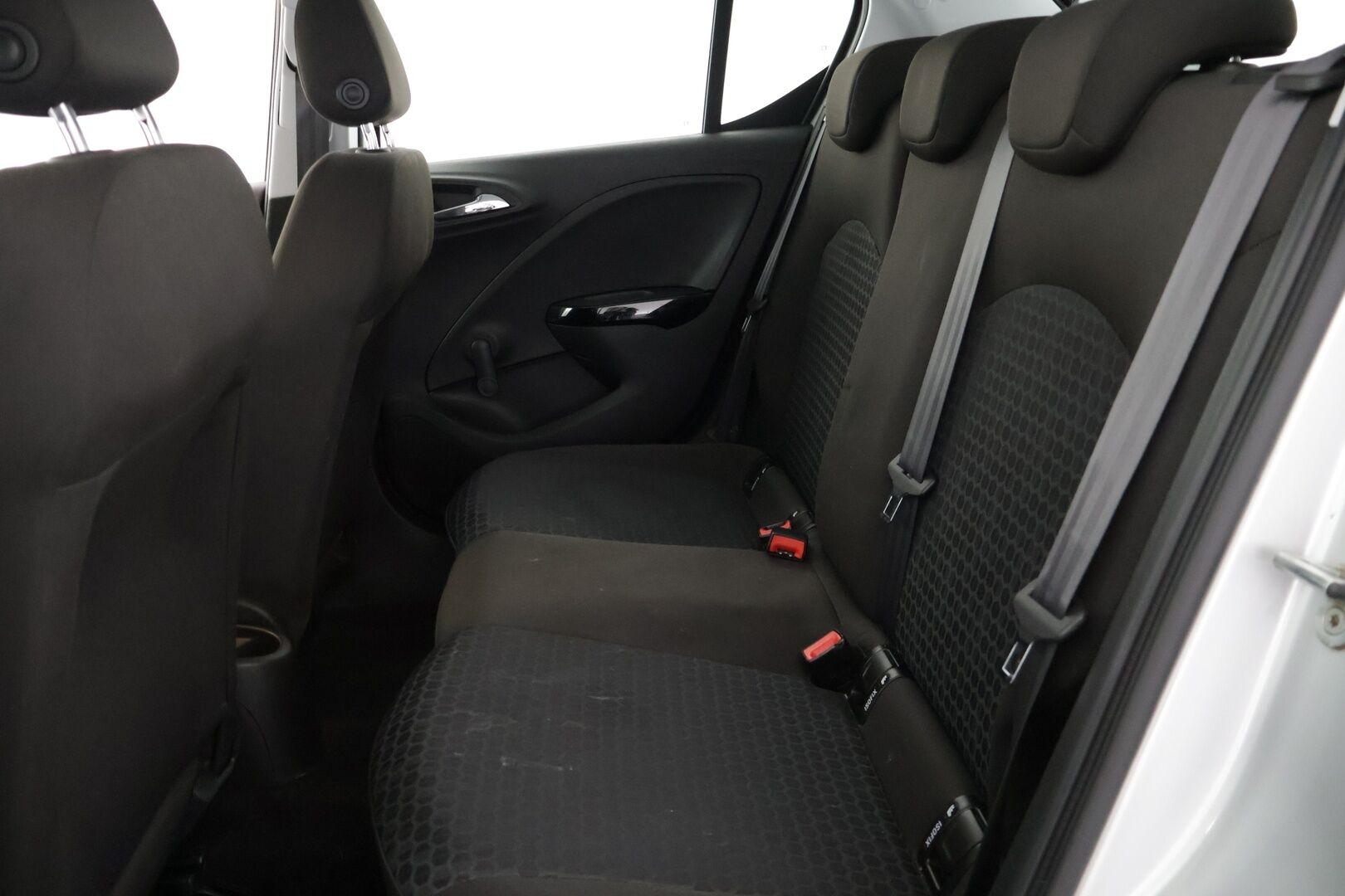 Opel Corsa 2016 5-ov Enjoy 1,4 ecoFLEX S/S 66kW ECT5 - Suomi-auto | Lohkolämmitin | Huoltokirja | Pysäköintitutka | Kahdet renkaat | Bluetooth | Vakionopeudensäädin | Metalliväri