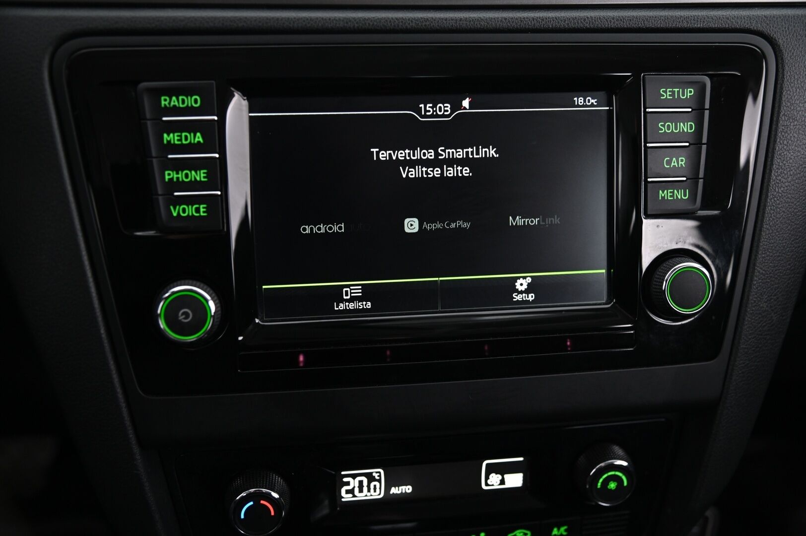 Skoda Rapid 2016 1,4 TSI Style DSG Autom.*Sisätilanlämmitin / Lohkolämmitin / Vakionopeudensäädin / Suomi-auto * - Bluetooth / 2x Avain / Keyless / Front Assist - HULLU BLACKWEEK KORKOTARJOUS 2,49%