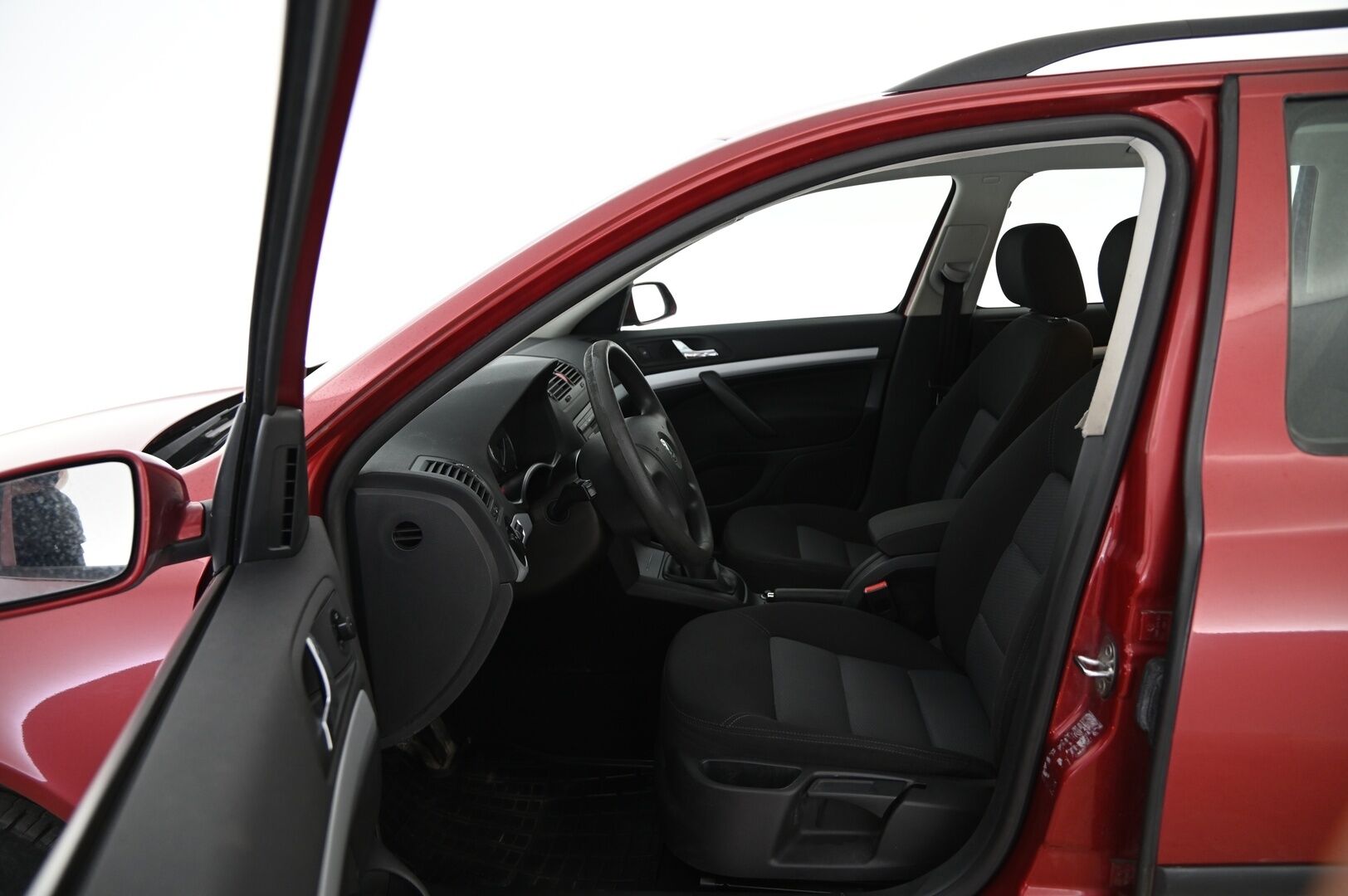 Skoda Octavia 2008 Combi 2,0 TDI DPF 4X4 **Vakkari / Koukku / Ilmastointi / Kahdet renkaat / Suomiauto** - Hihna juuri vaihdettu / Spesiaali neliveto / Uudet nastarenkaat 