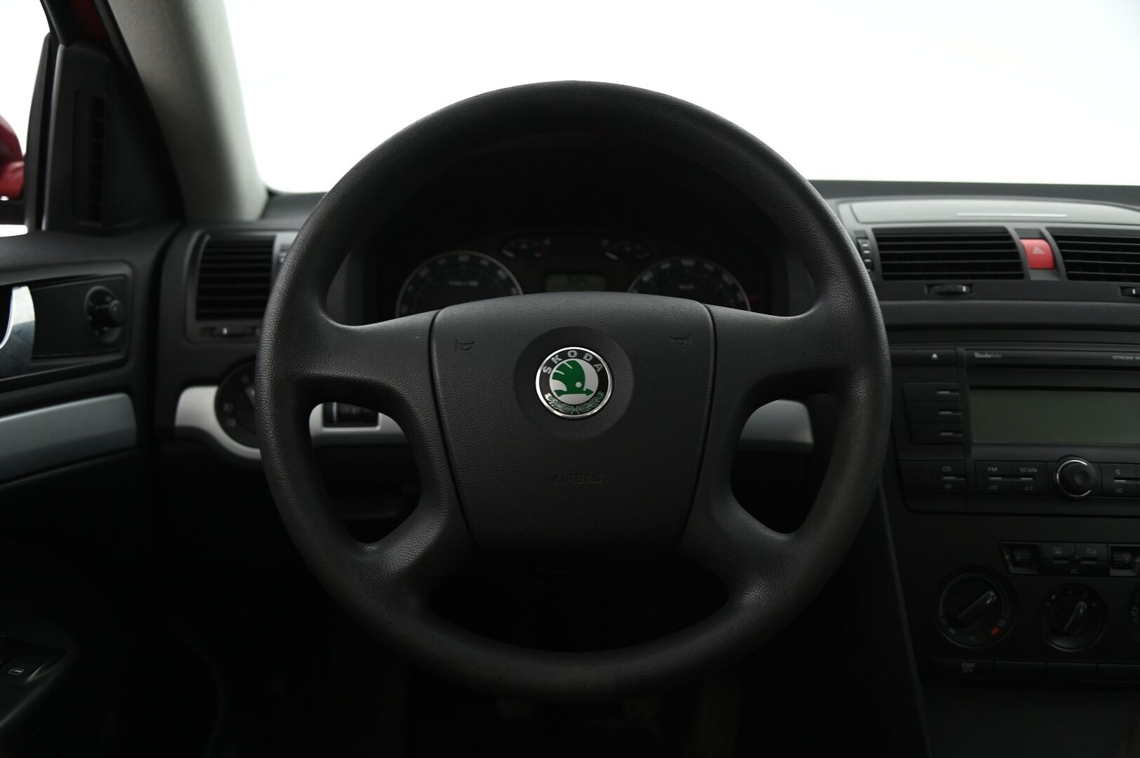 Skoda Octavia 2008 Combi 2,0 TDI DPF 4X4 **Vakkari / Koukku / Ilmastointi / Kahdet renkaat / Suomiauto** - Spesiaali neliveto!