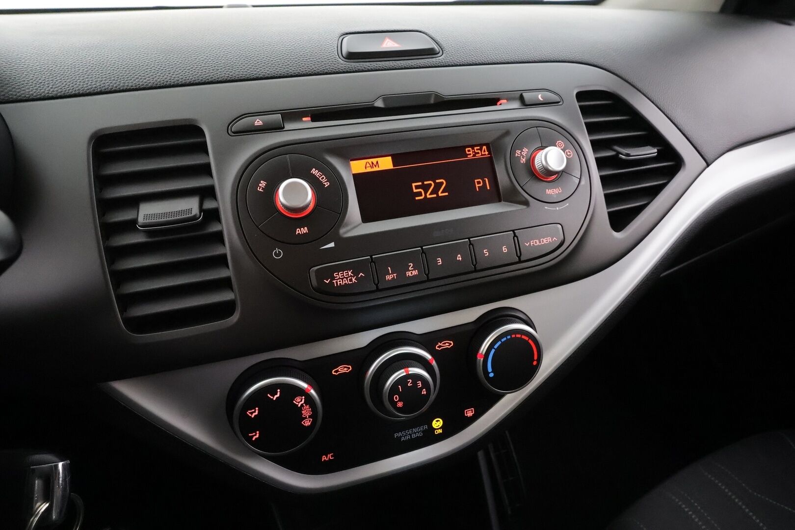 Kia Picanto 2015 1,0 ISG LX 5D EcoDynamics * Lohko&Sisätilanlämmitin / Ilmastointi / Penkinlämmittimet / AUX&USB / Facelift * - 1-om Suomi-auto / Kahdet renkaat - HULLUT AVAJAISHULINAT KORKOTARJOUS 3,29 %