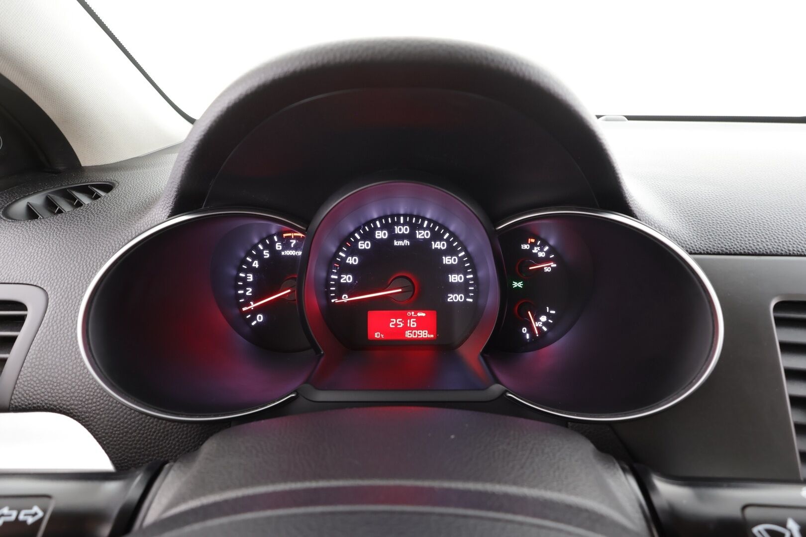 Kia Picanto 2015 1,0 ISG LX 5D EcoDynamics * Lohko&Sisätilanlämmitin / Ilmastointi / Penkinlämmittimet / AUX&USB / Facelift * - 1-om Suomi-auto / Kahdet renkaat - HULLUT AVAJAISHULINAT KORKOTARJOUS 3,29 %