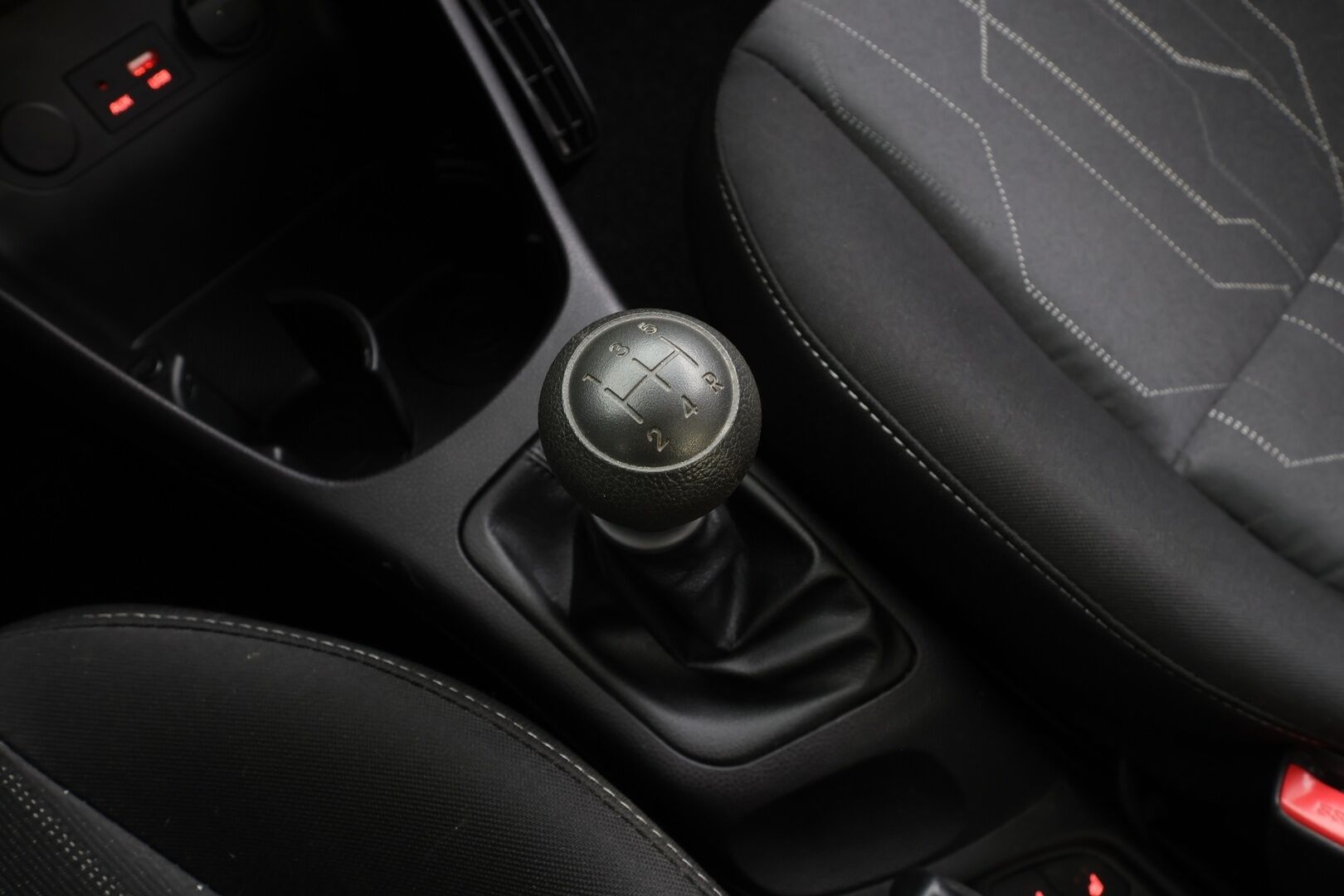 Kia Picanto 2015 1,0 ISG LX 5D EcoDynamics * Lohko&Sisätilanlämmitin / Ilmastointi / Penkinlämmittimet / AUX&USB / Facelift * - 1-om Suomi-auto / Kahdet renkaat - HULLUT AVAJAISHULINAT KORKOTARJOUS 3,29 %