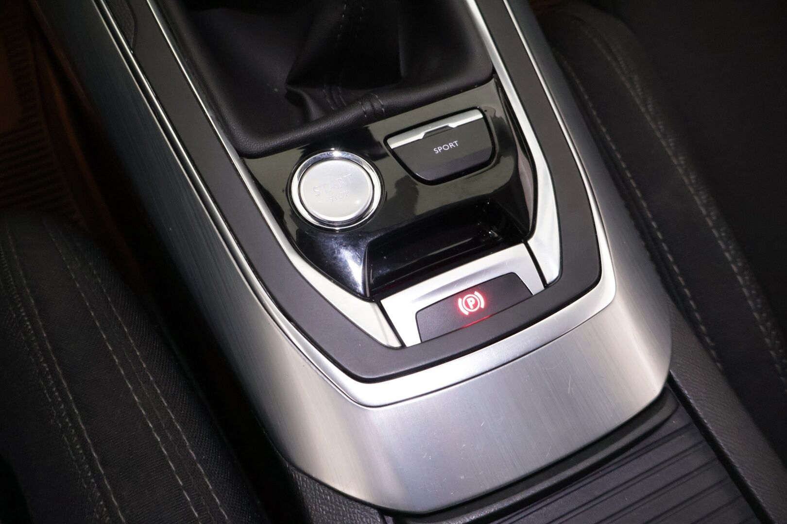 Peugeot 308 2016 SW Allure Edition PureTech 130 * Myydään Huutokaupat.com* - https://huutokaupat.com/kohde/6533297/peugeot-308-ryhdikas-yksilo-2016