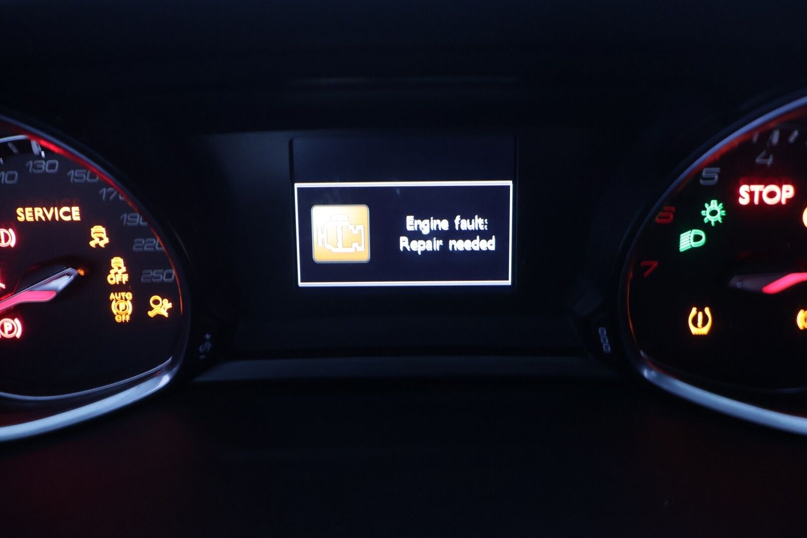 Peugeot 308 2016 SW Allure Edition PureTech 130 * Myydään Huutokaupat.com* - https://huutokaupat.com/kohde/6533297/peugeot-308-ryhdikas-yksilo-2016